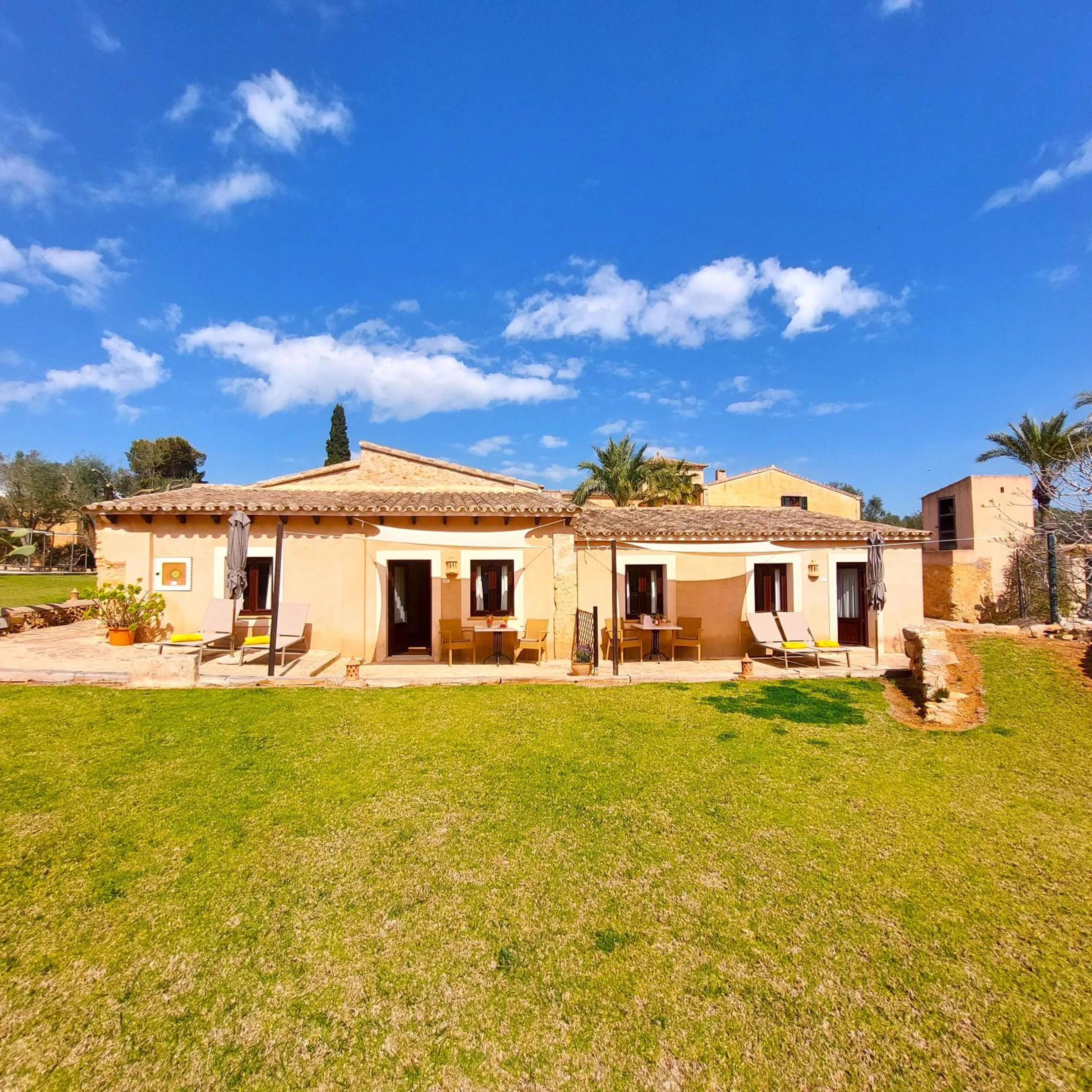 Spring in Boutique Hotel Sa Galera