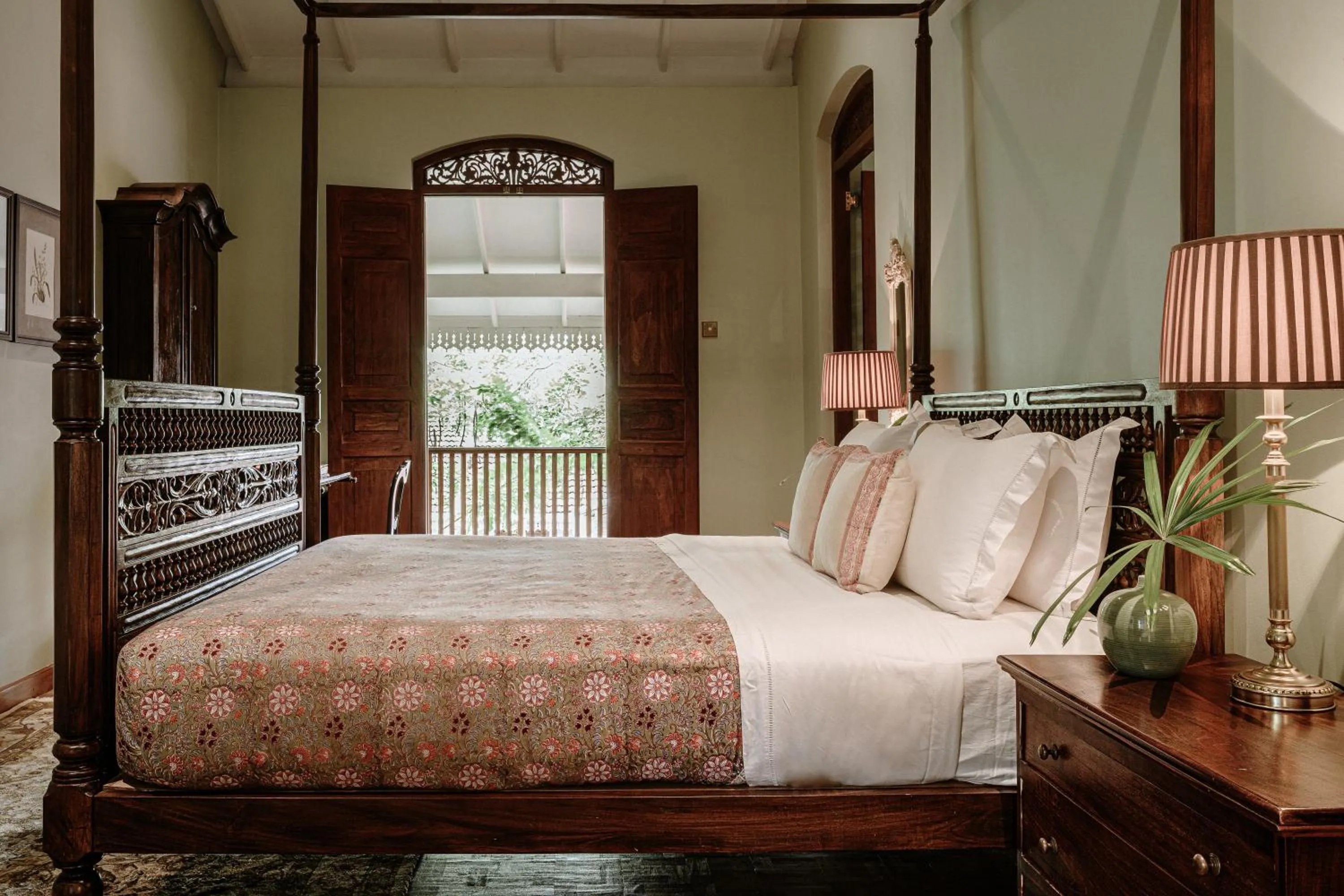 Bedroom, Bed in Maniumpathy Hotel