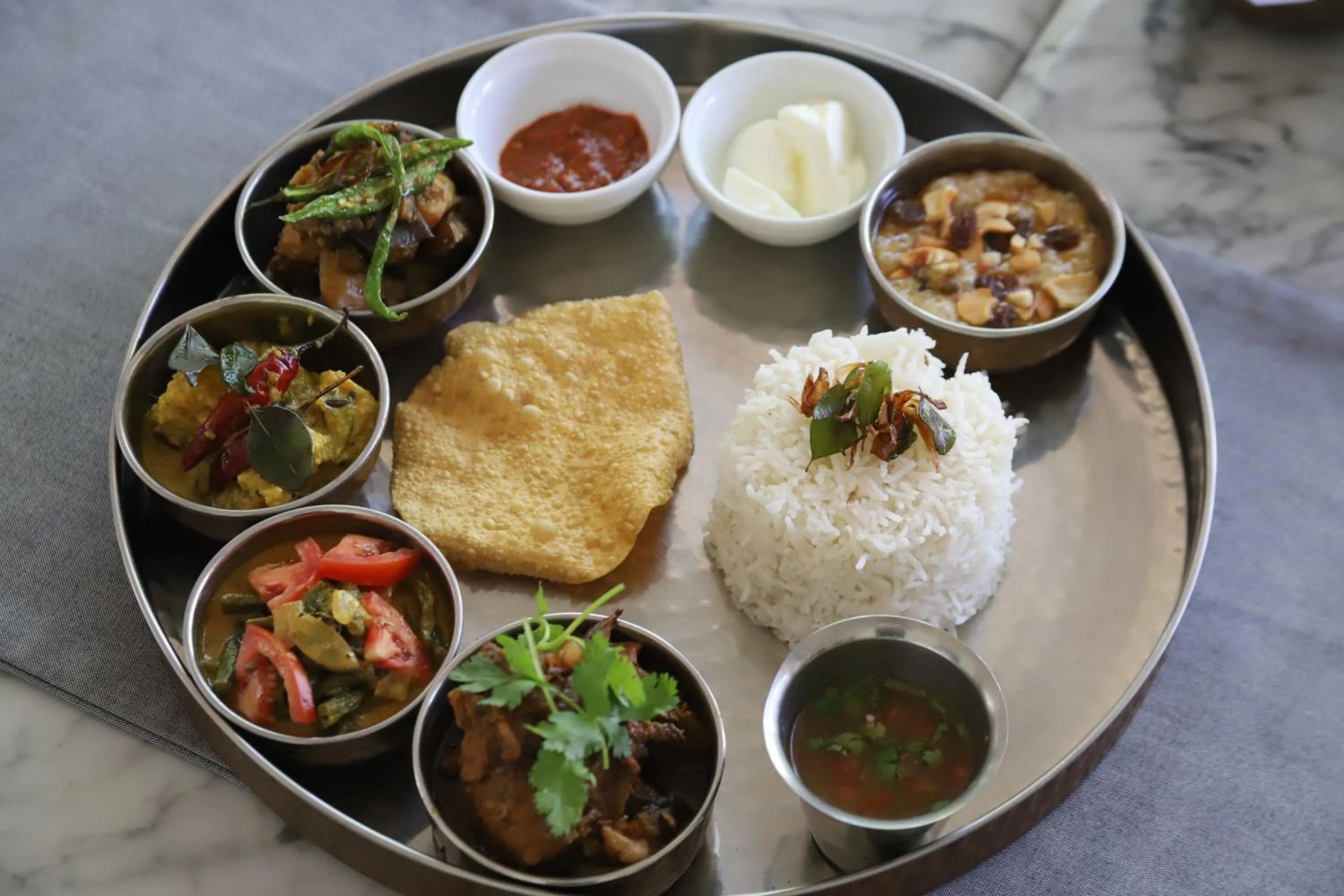 Food in Maniumpathy Hotel