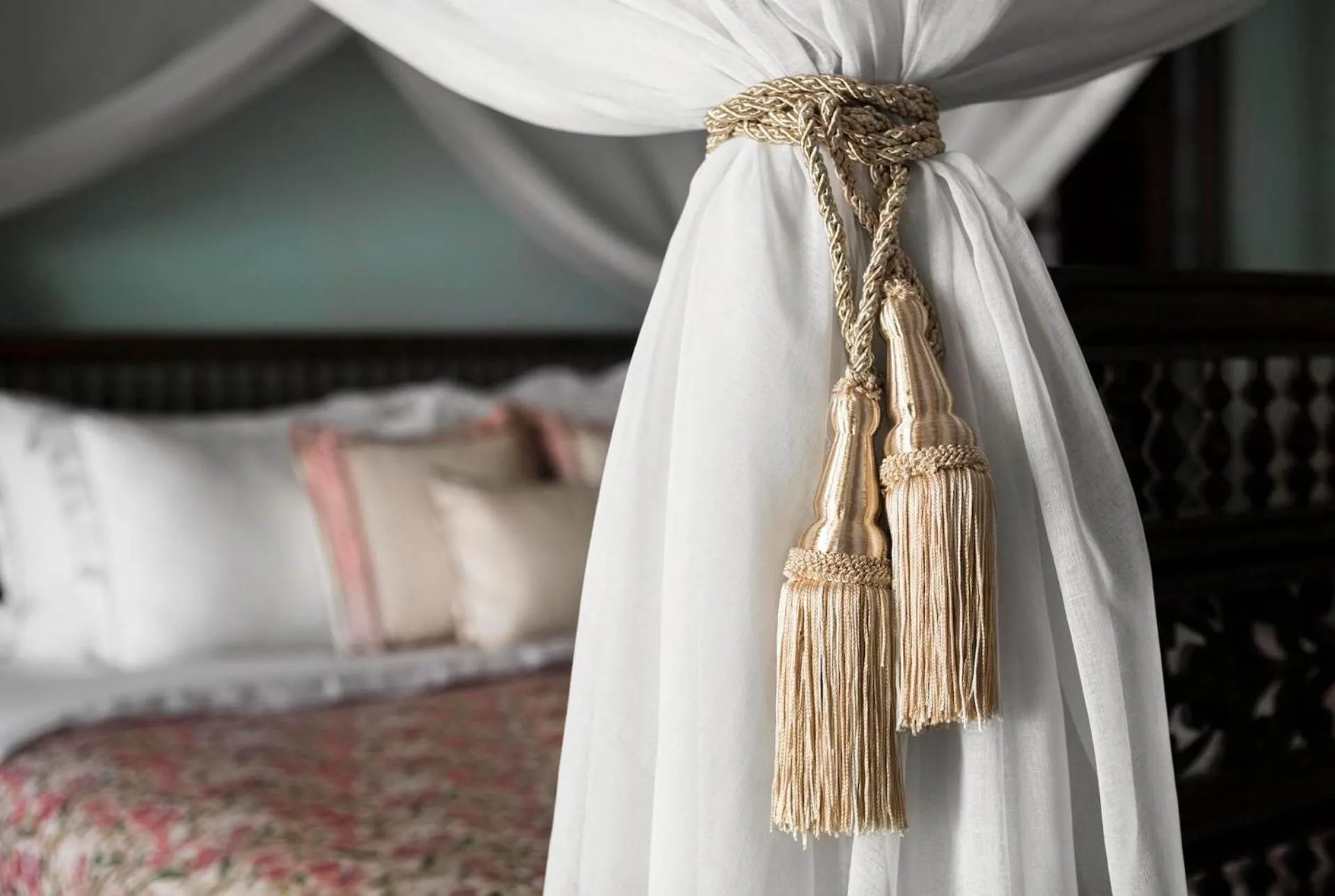 Bedroom, Bed in Maniumpathy Hotel