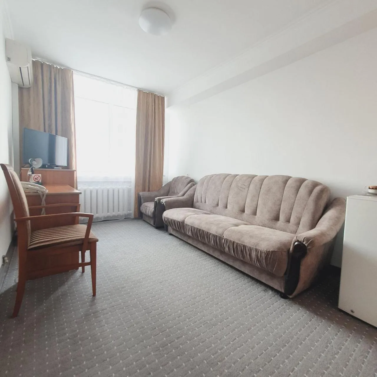 Seating area in Aktobe Hotel