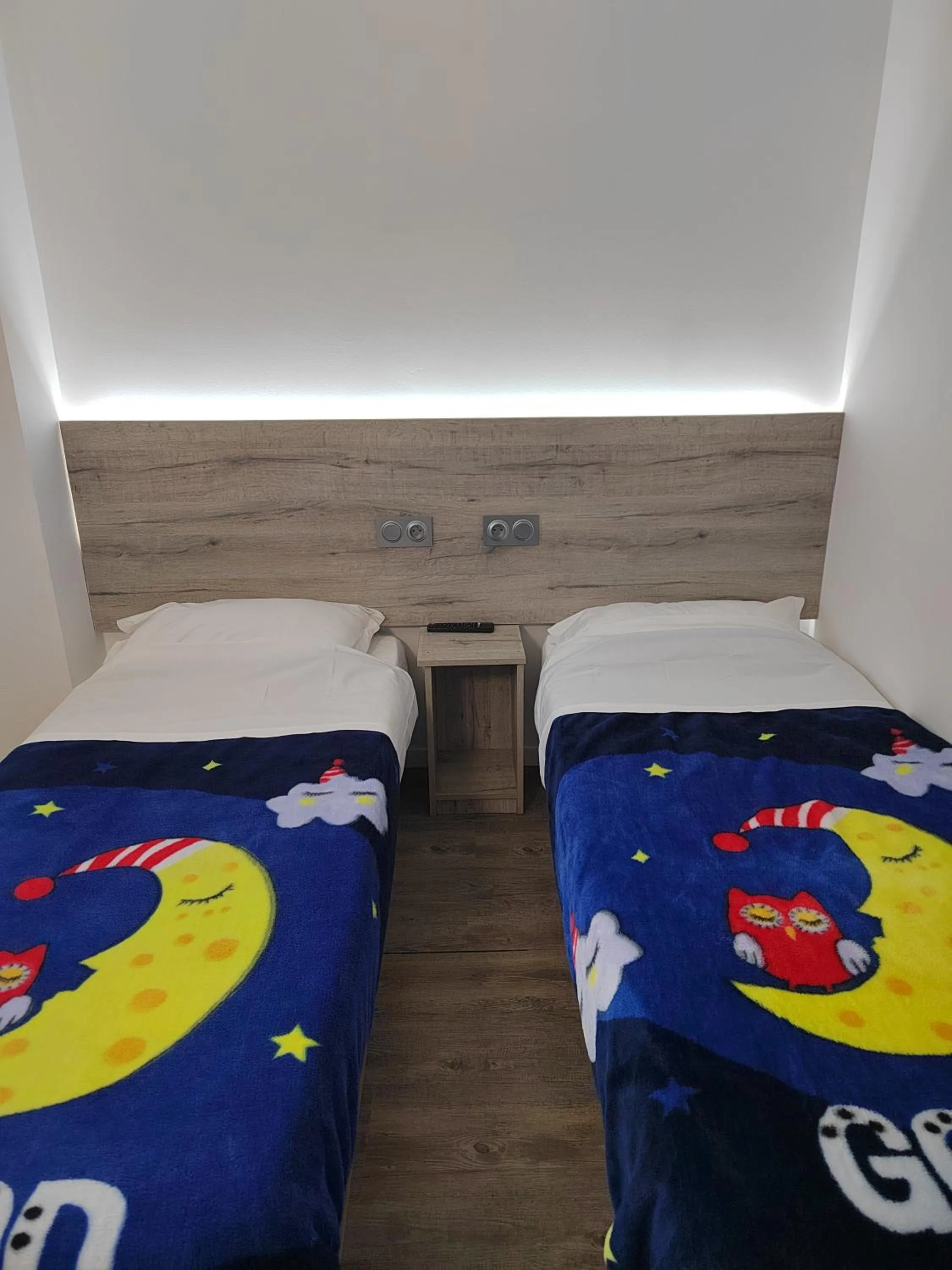 Twin Room in Alpha Hotel