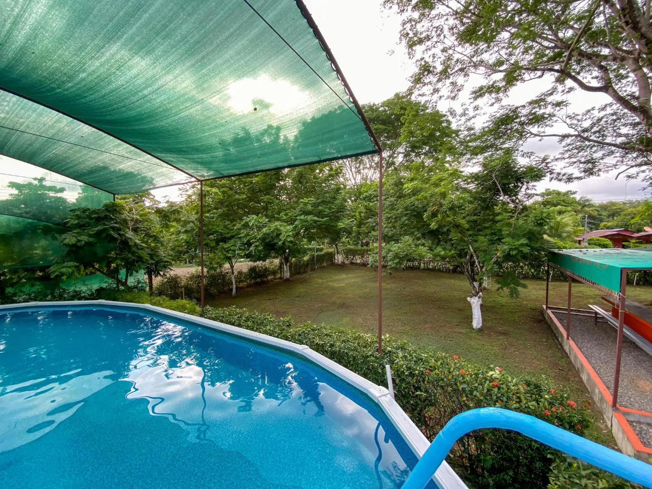 Swimming pool in Hotel Cabinas el Tecal