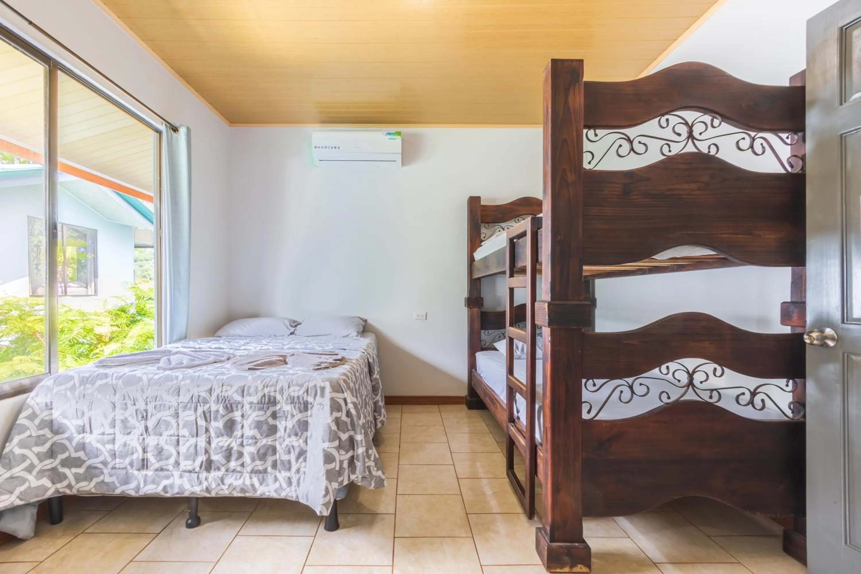 Bed in Hotel Cabinas el Tecal