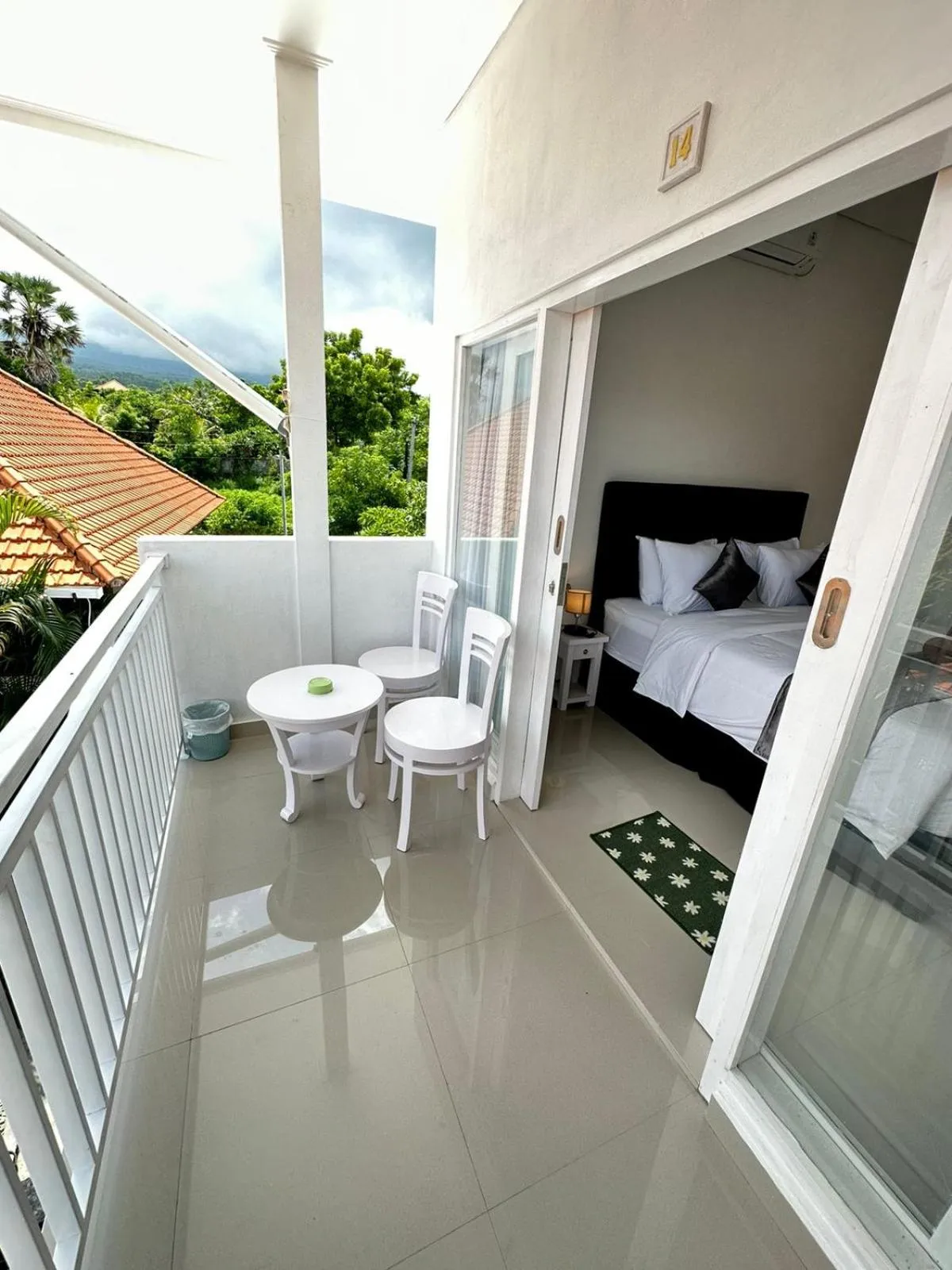 Bed in Ocean Villa Dive Resort - Tulamben