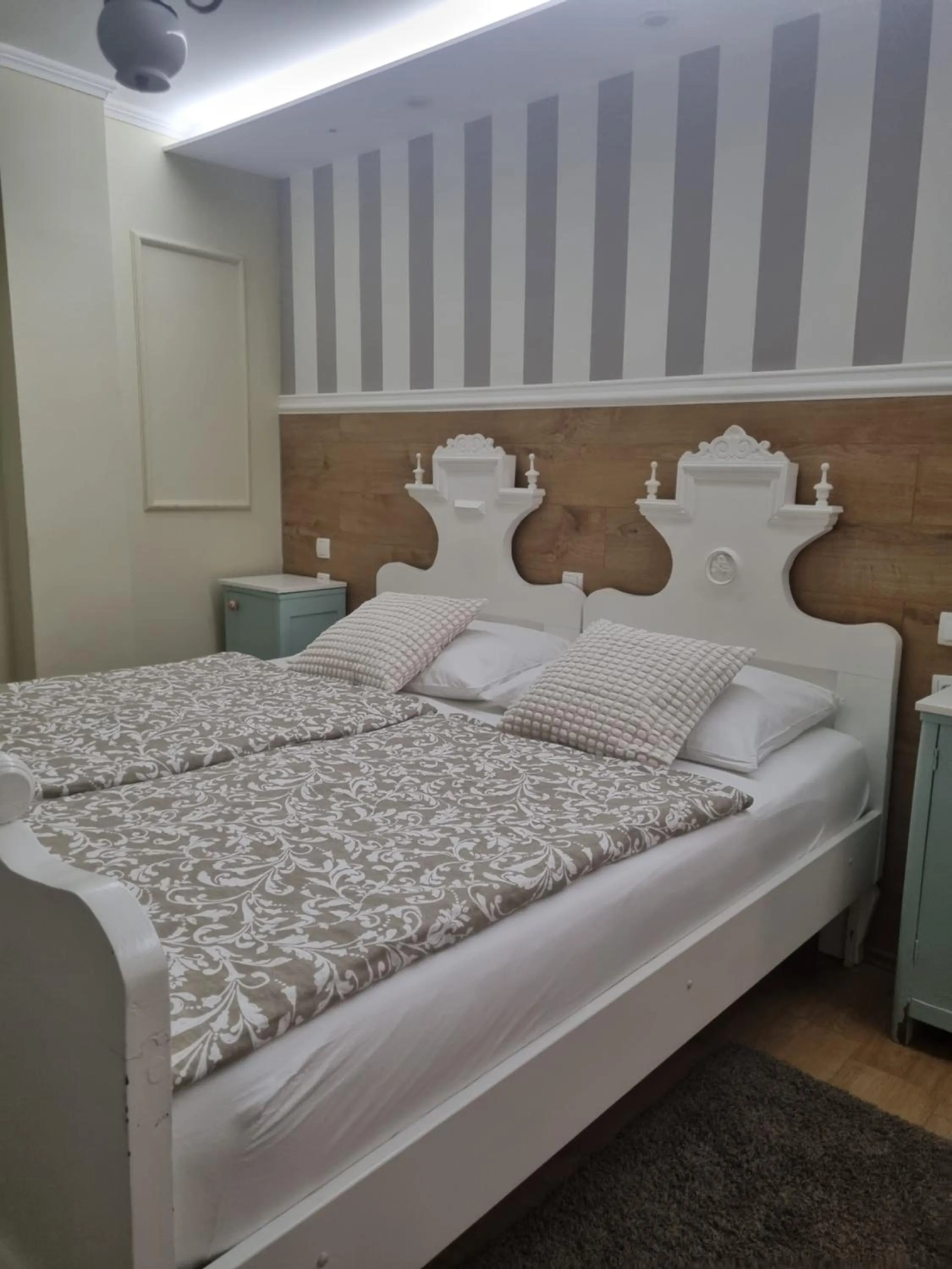 Bed in Villa Lucia - Apartments&Rooms