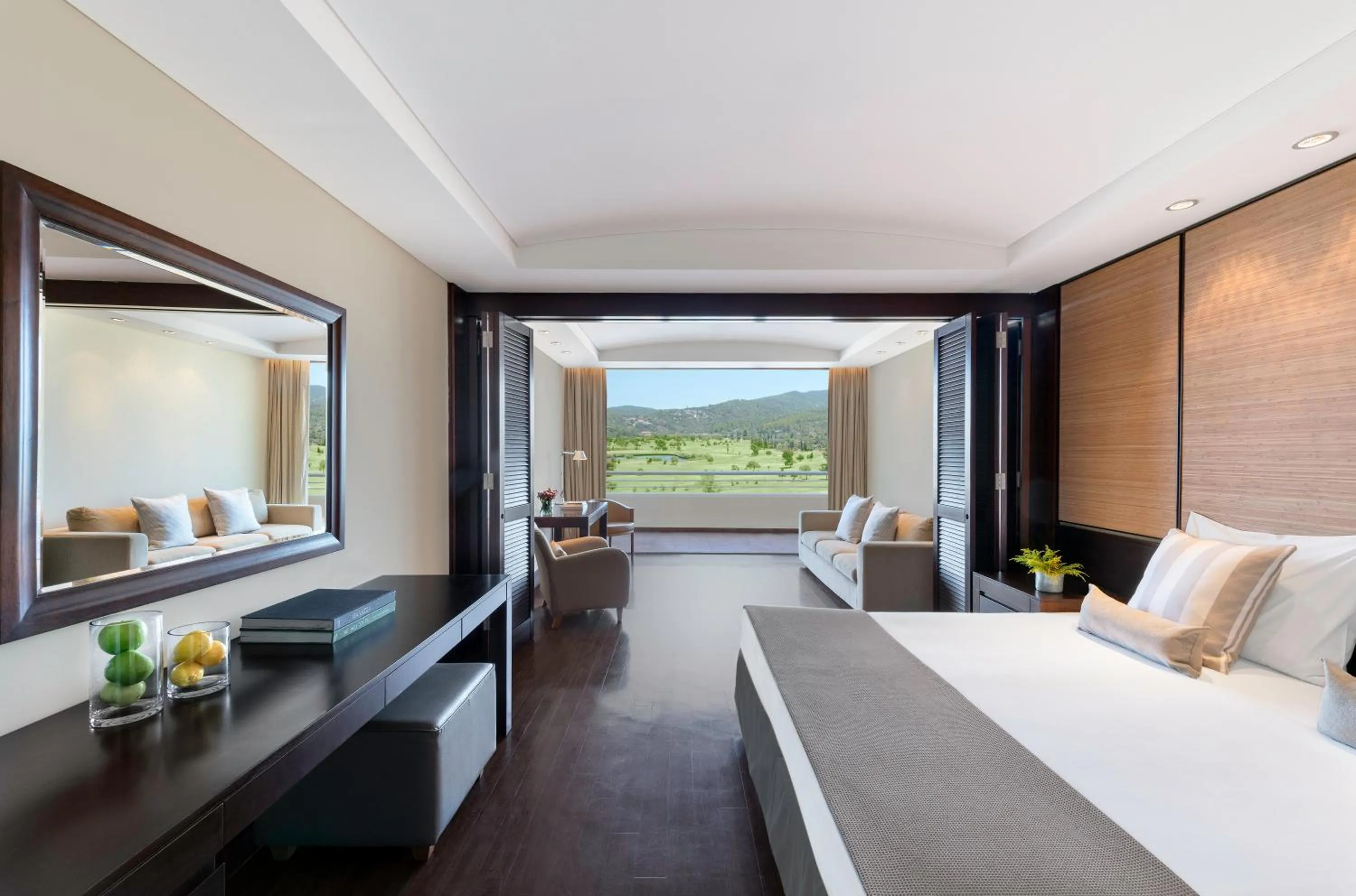 Photo of the whole room, Bed in Porto Carras Meliton