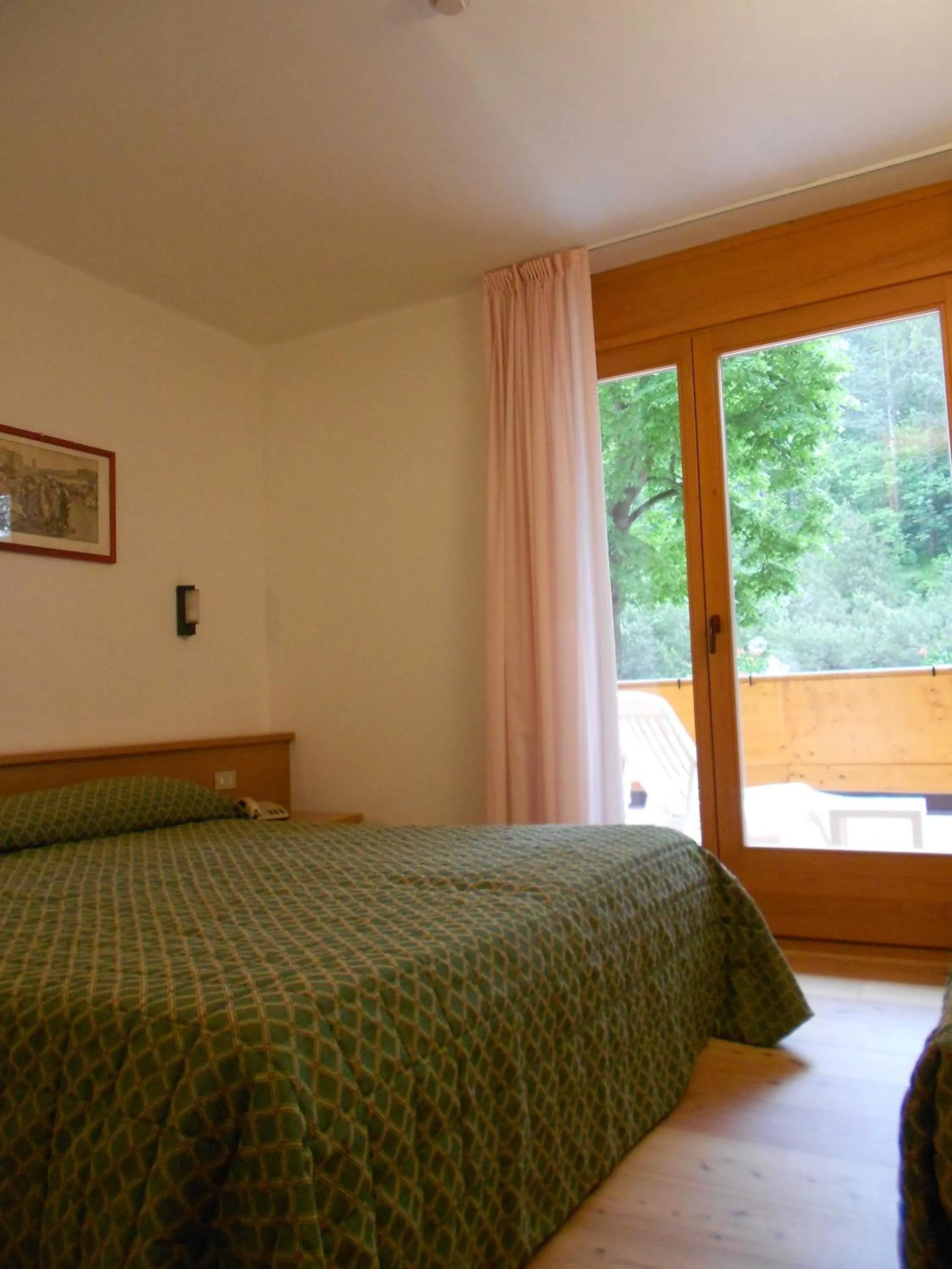 Bed in Garni Lago Nembia