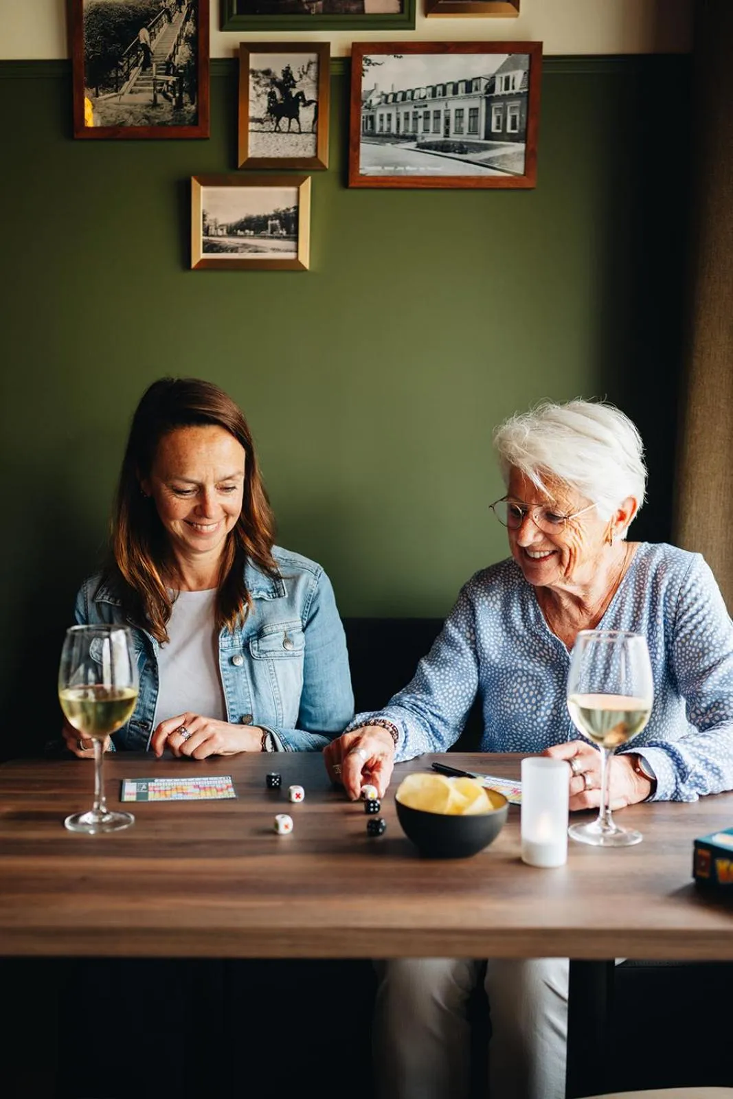 Lounge or bar in Hotel Renesse