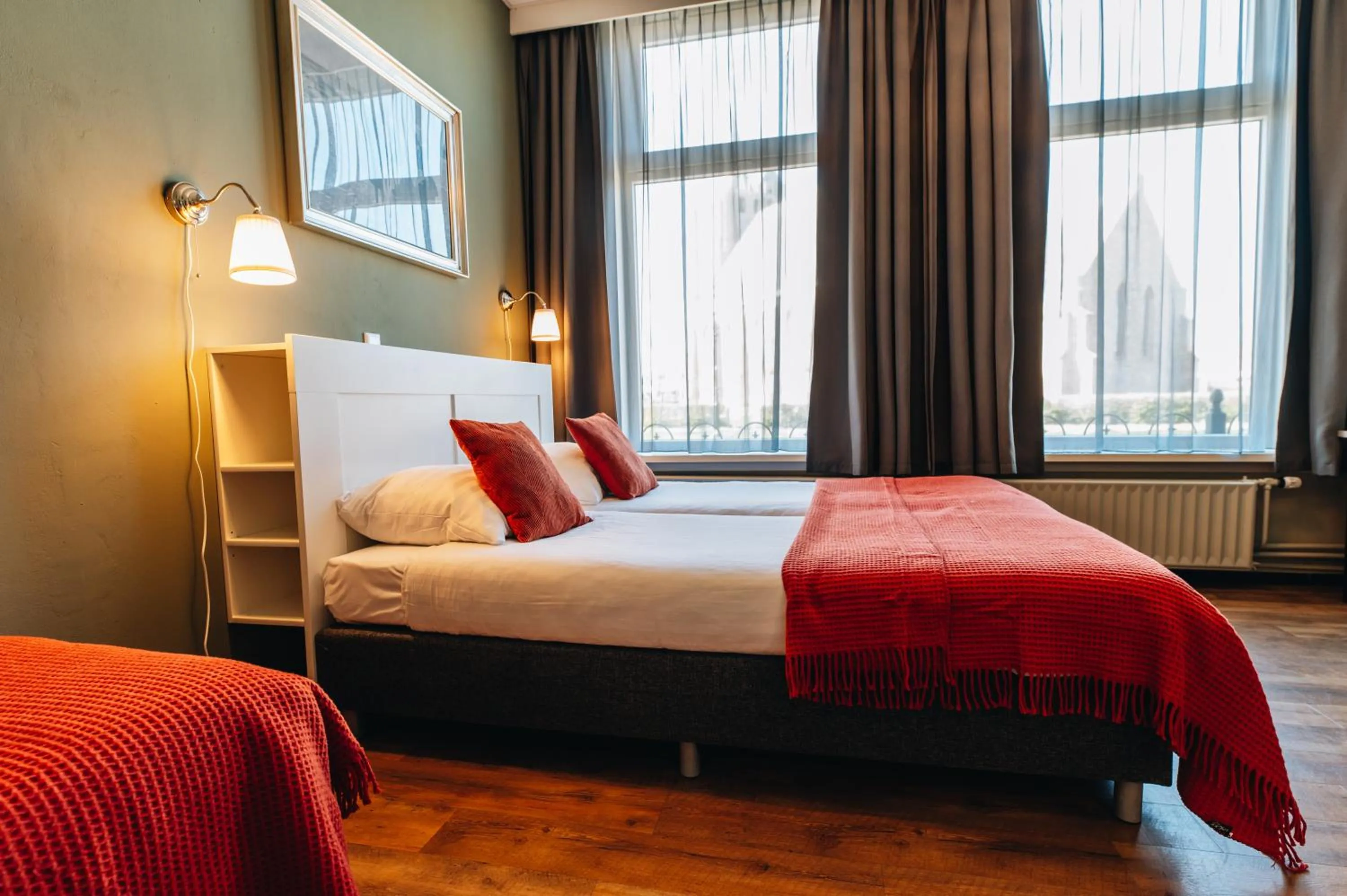 Photo of the whole room, Bed in Hotel Renesse