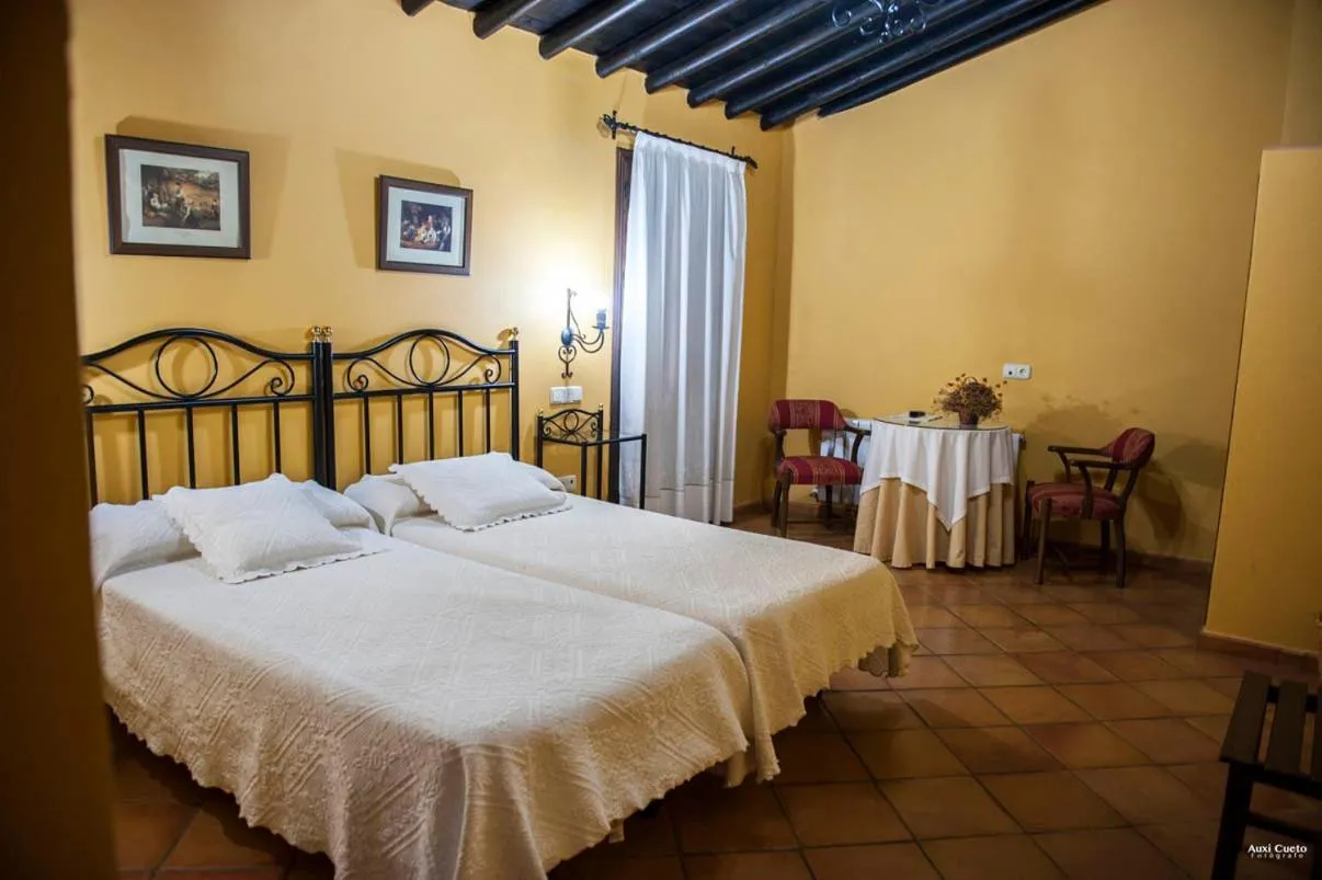 Photo of the whole room in Casa Grande de El Burgo