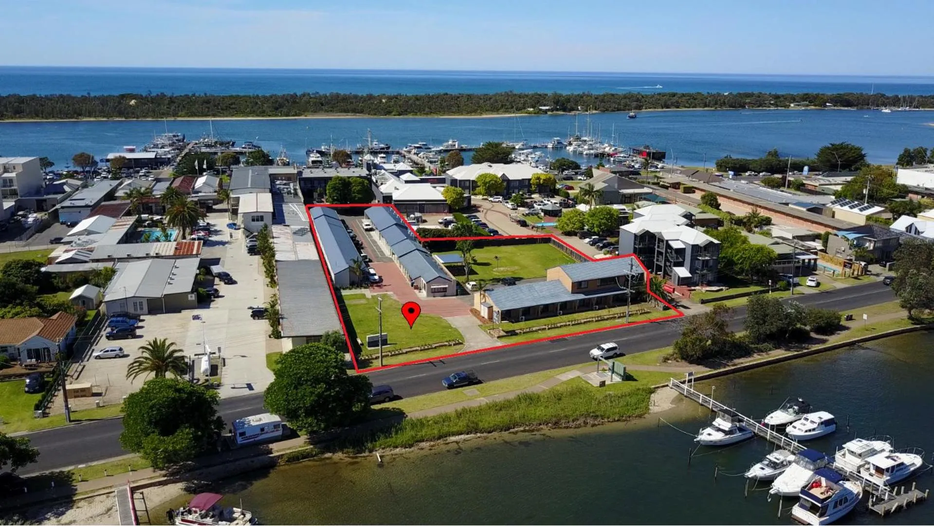 Bird's eye view in Lakeside Motel Waterfront