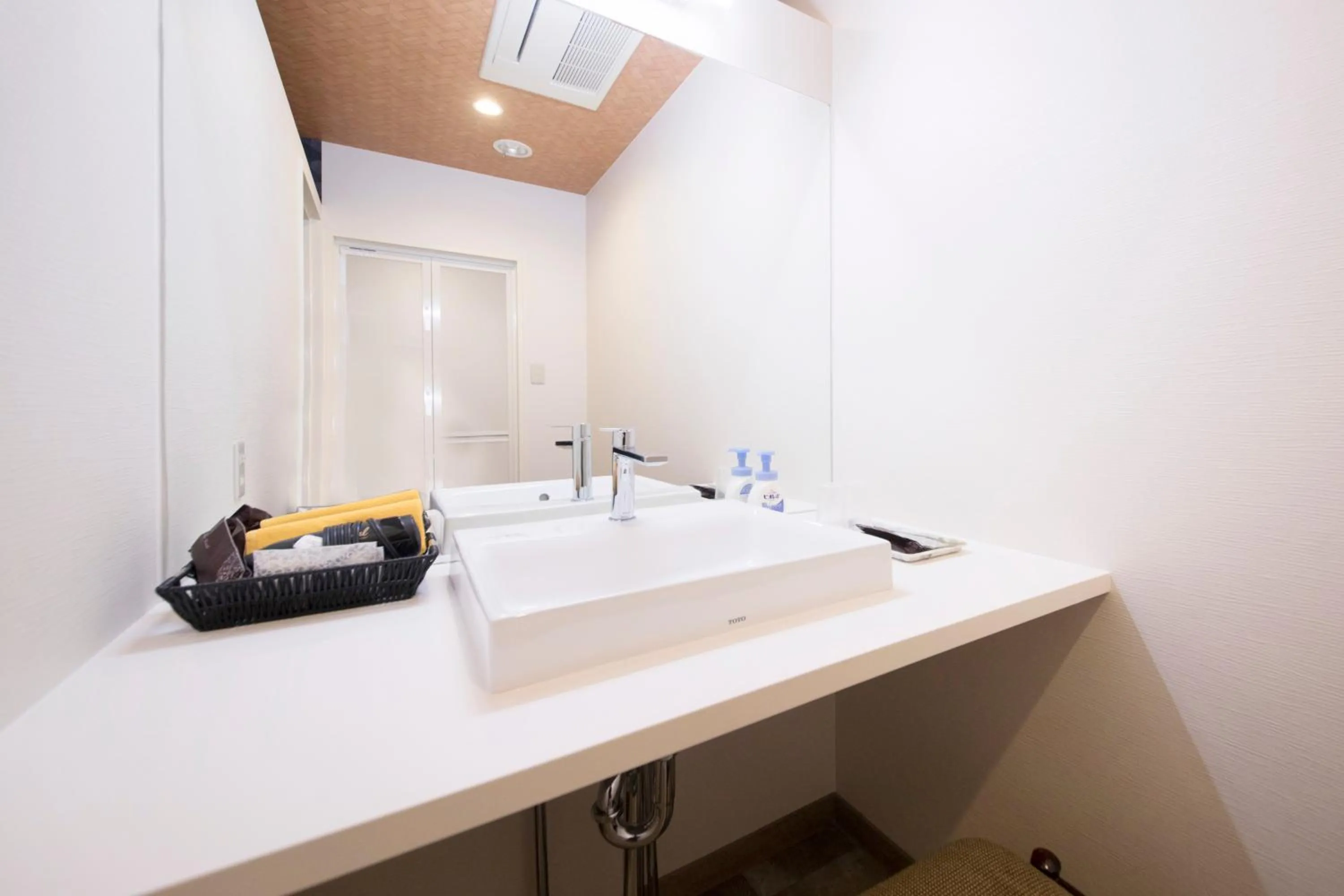 Photo of the whole room in Hotel Kamogawaso