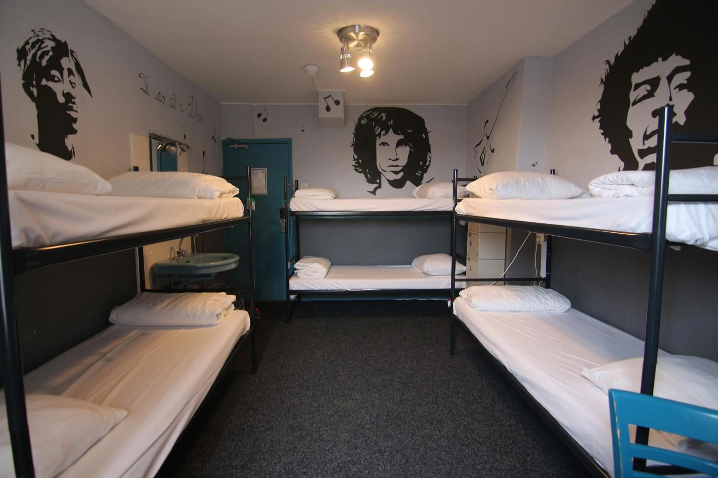 Bed in The Flying Pig Beach Hostel Age 18 to 40