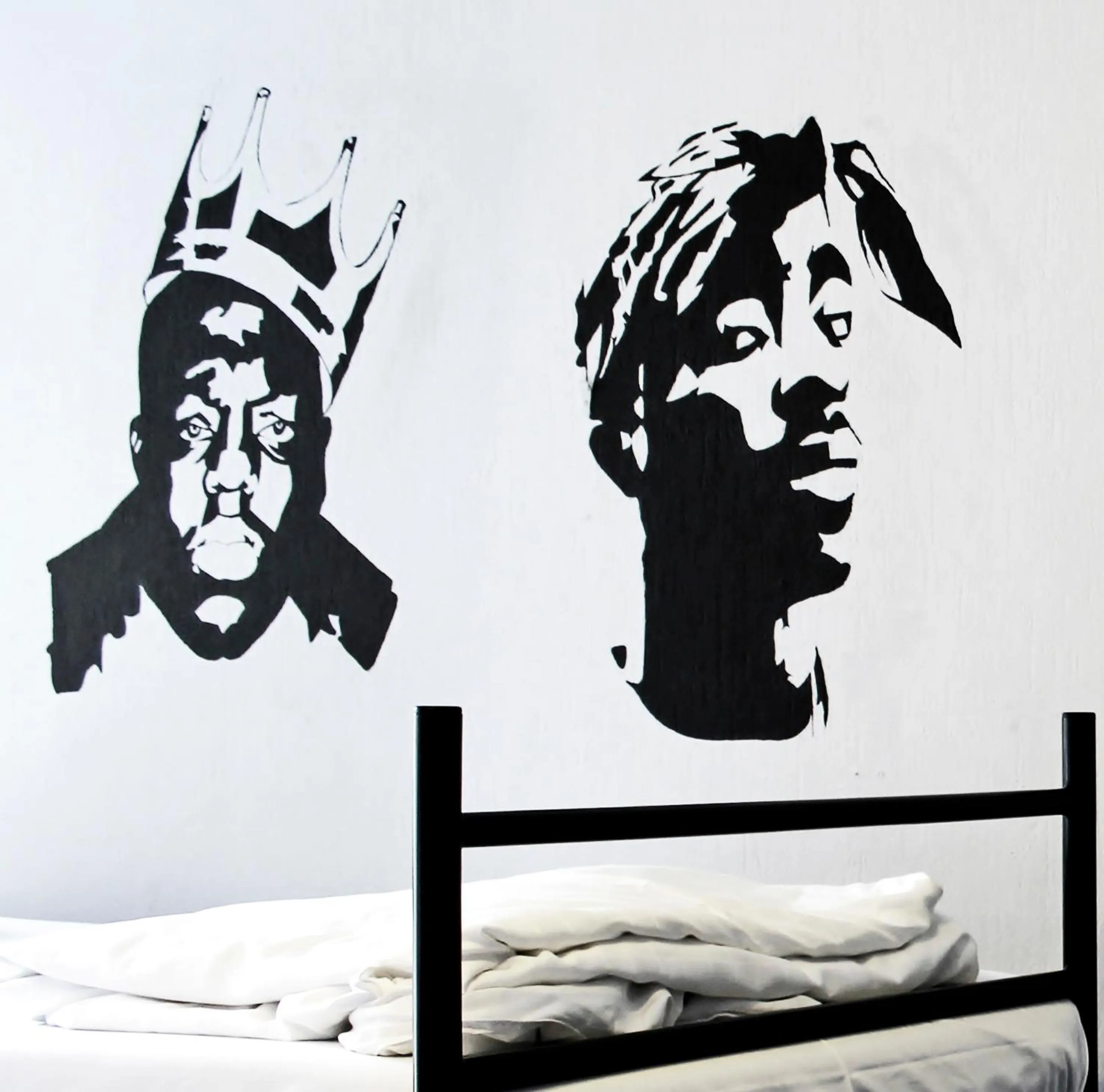 Decorative detail, Bed in The Flying Pig Beach Hostel Age 18 to 40