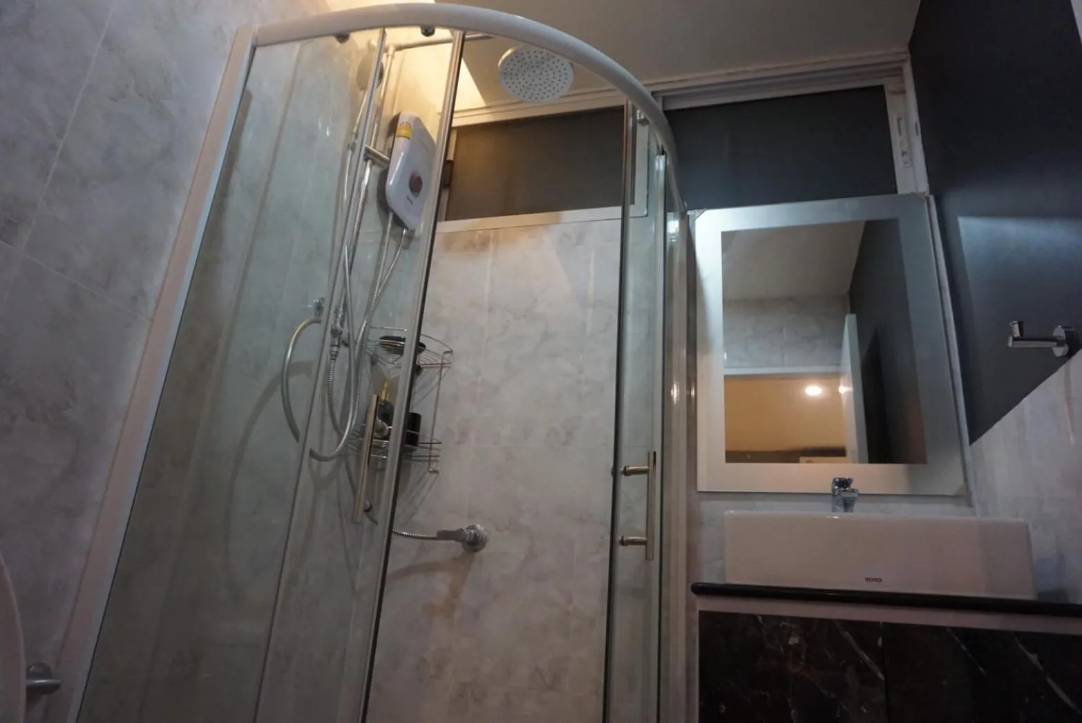 Shower in Sureena Hotel