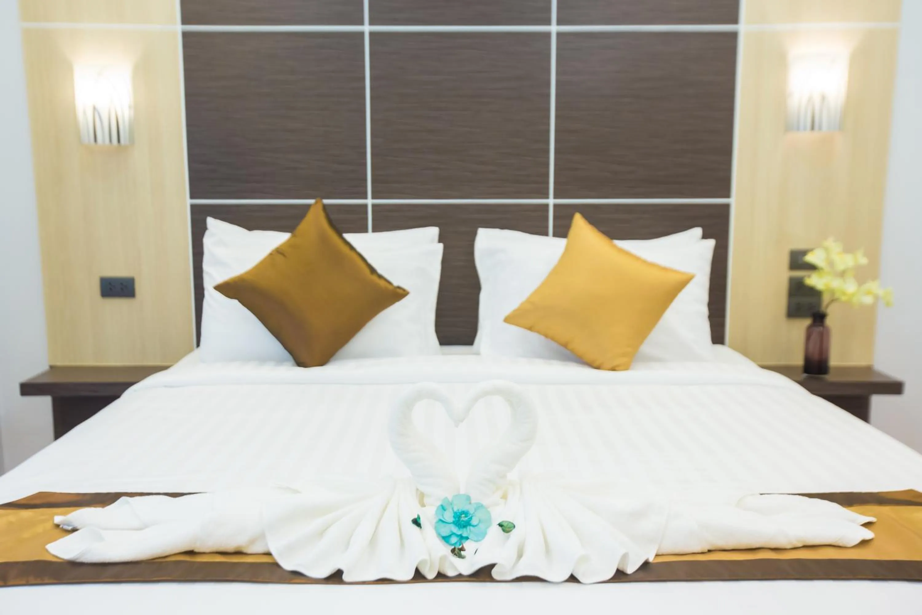 Bed in The S.G Hotel