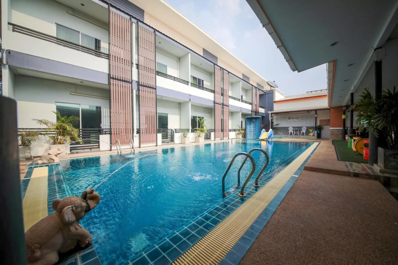 Swimming pool in The S.G Hotel