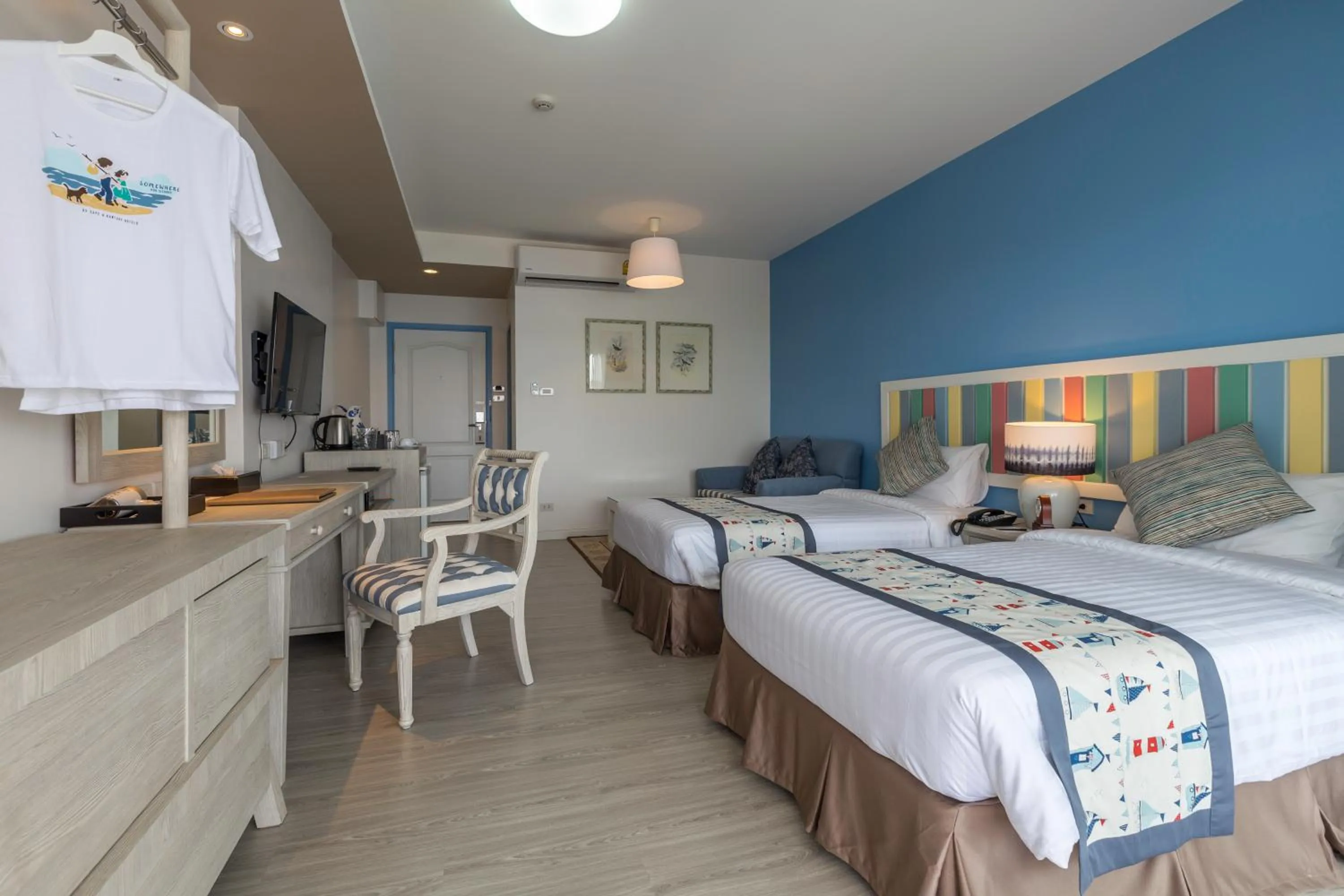 Bed in Somewhere Koh Sichang