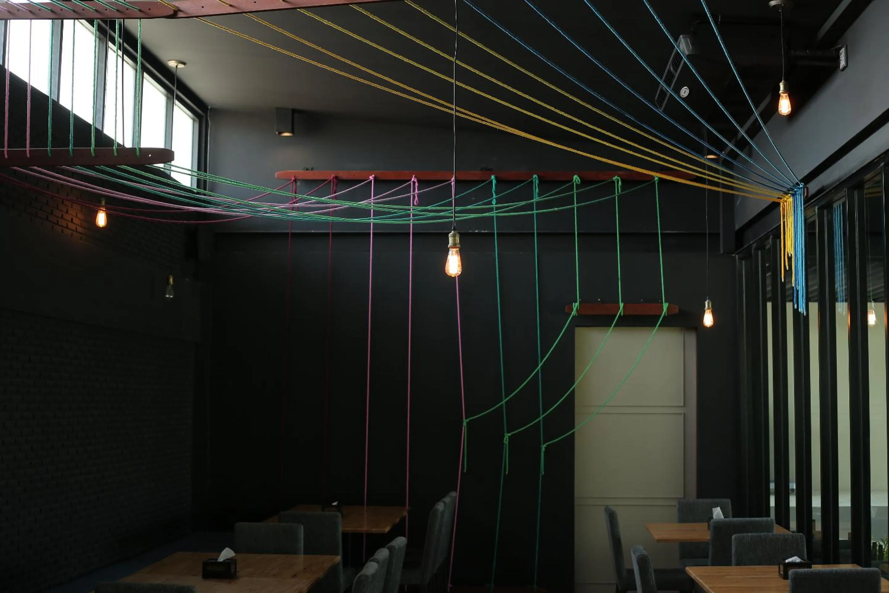 Restaurant/places to eat in Navela Hotel & Convention