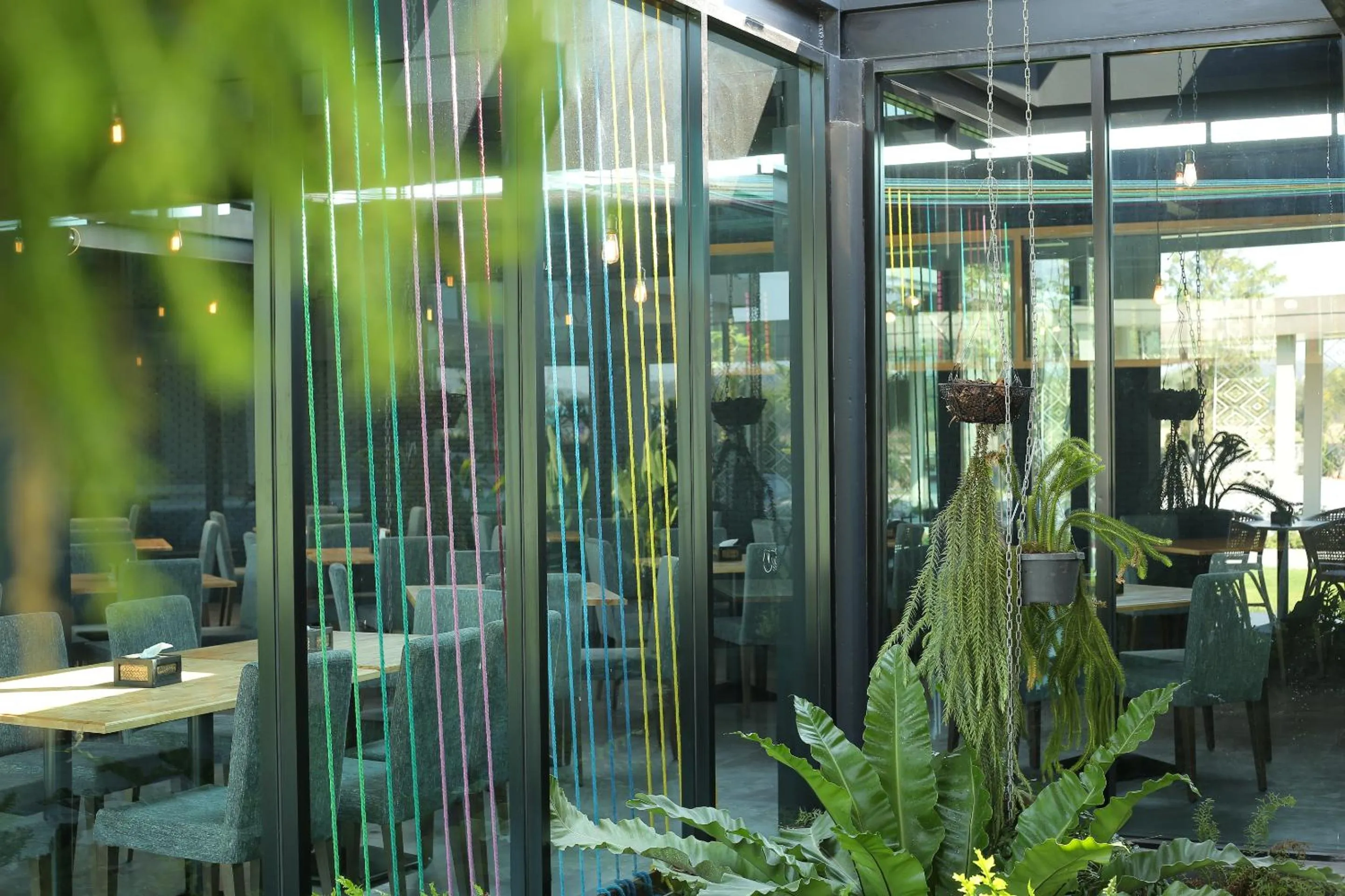 Restaurant/places to eat in Navela Hotel & Convention