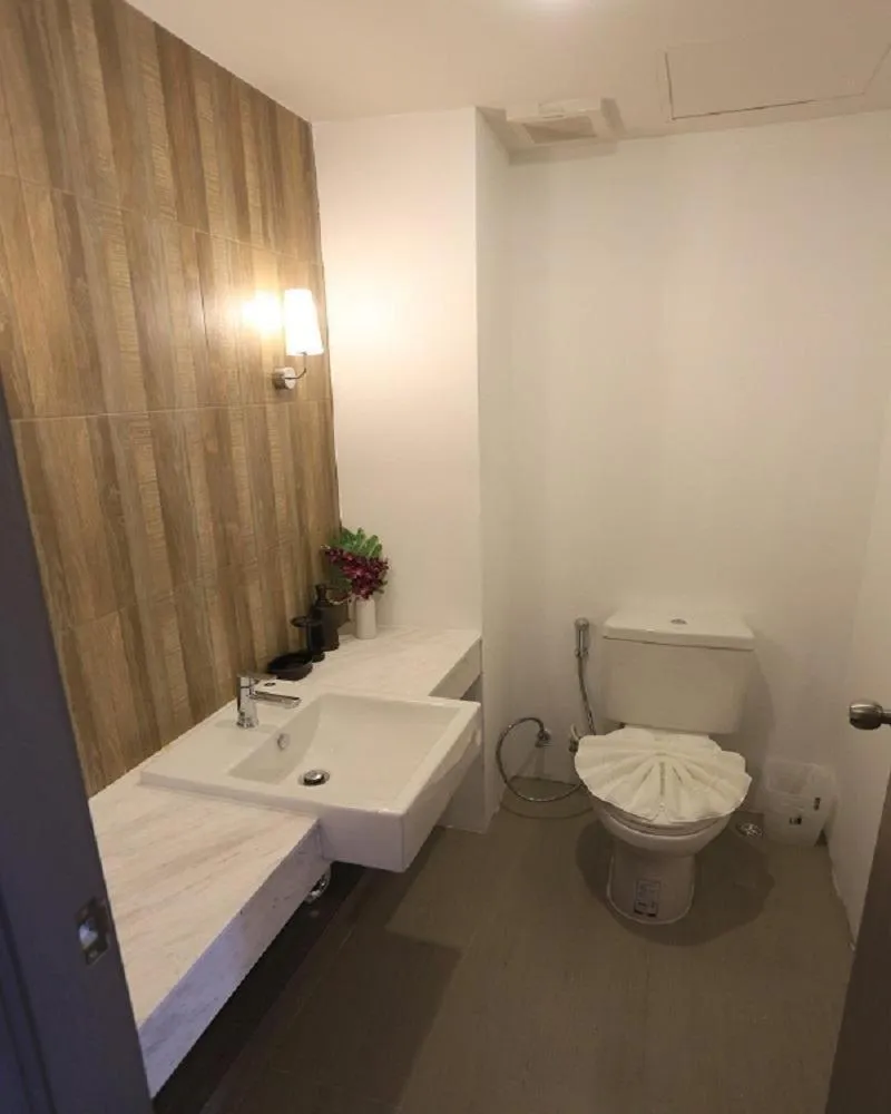 President Double Room - single occupancy in Bright Hotel