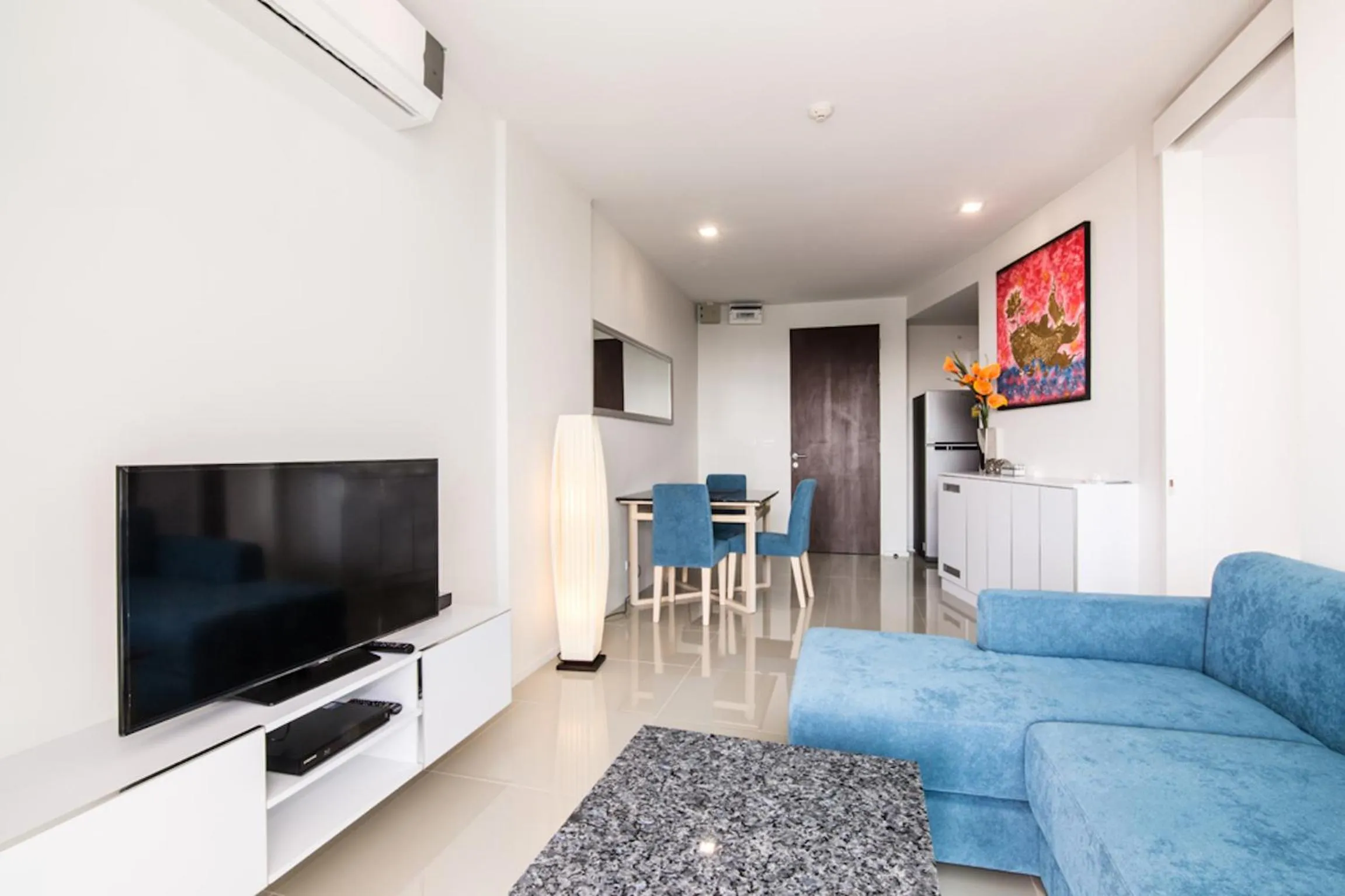 TV and multimedia in First Choice Grand Suites Sha Plus Extra