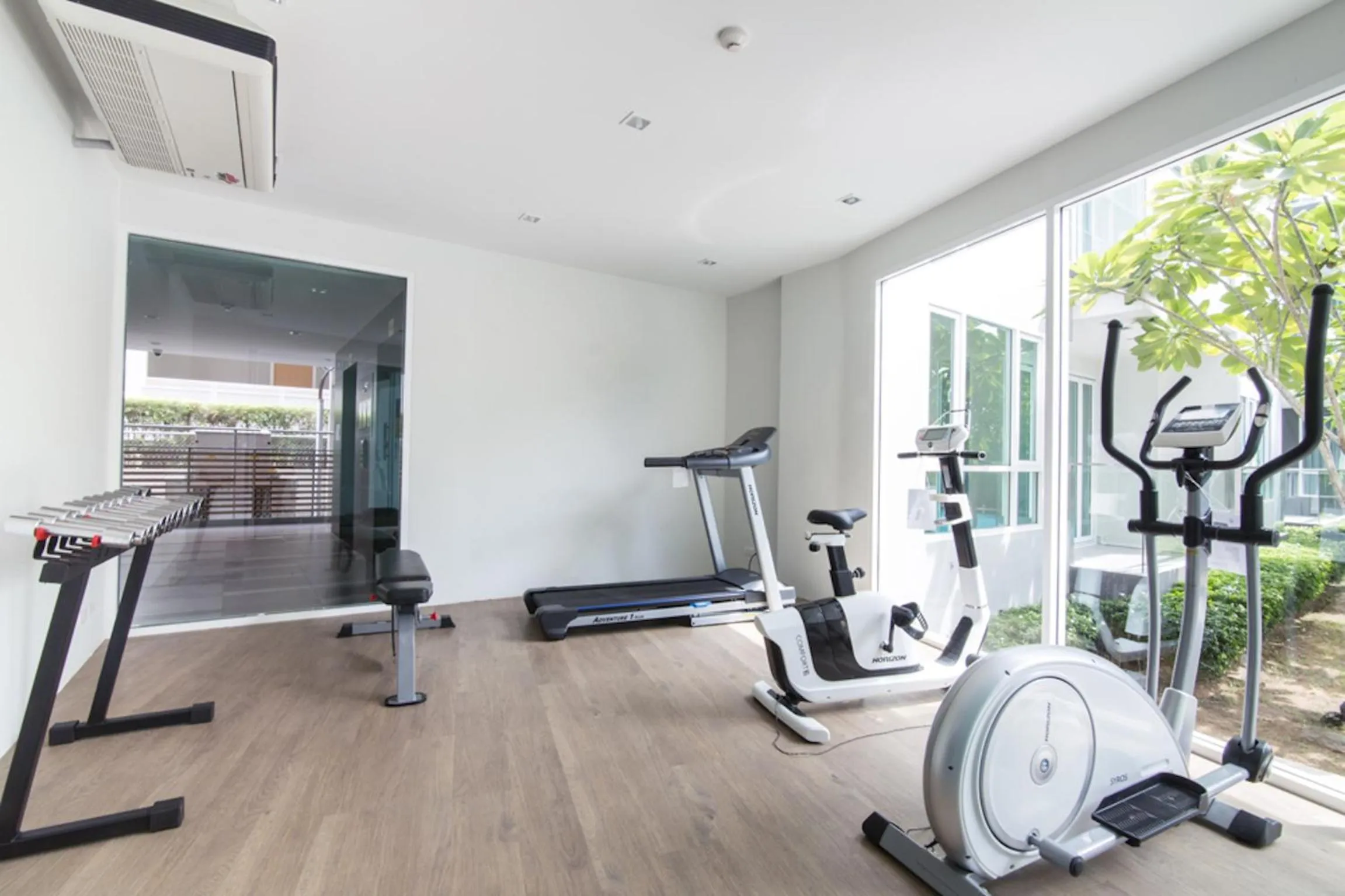 Fitness centre/facilities in First Choice Grand Suites Sha Plus Extra