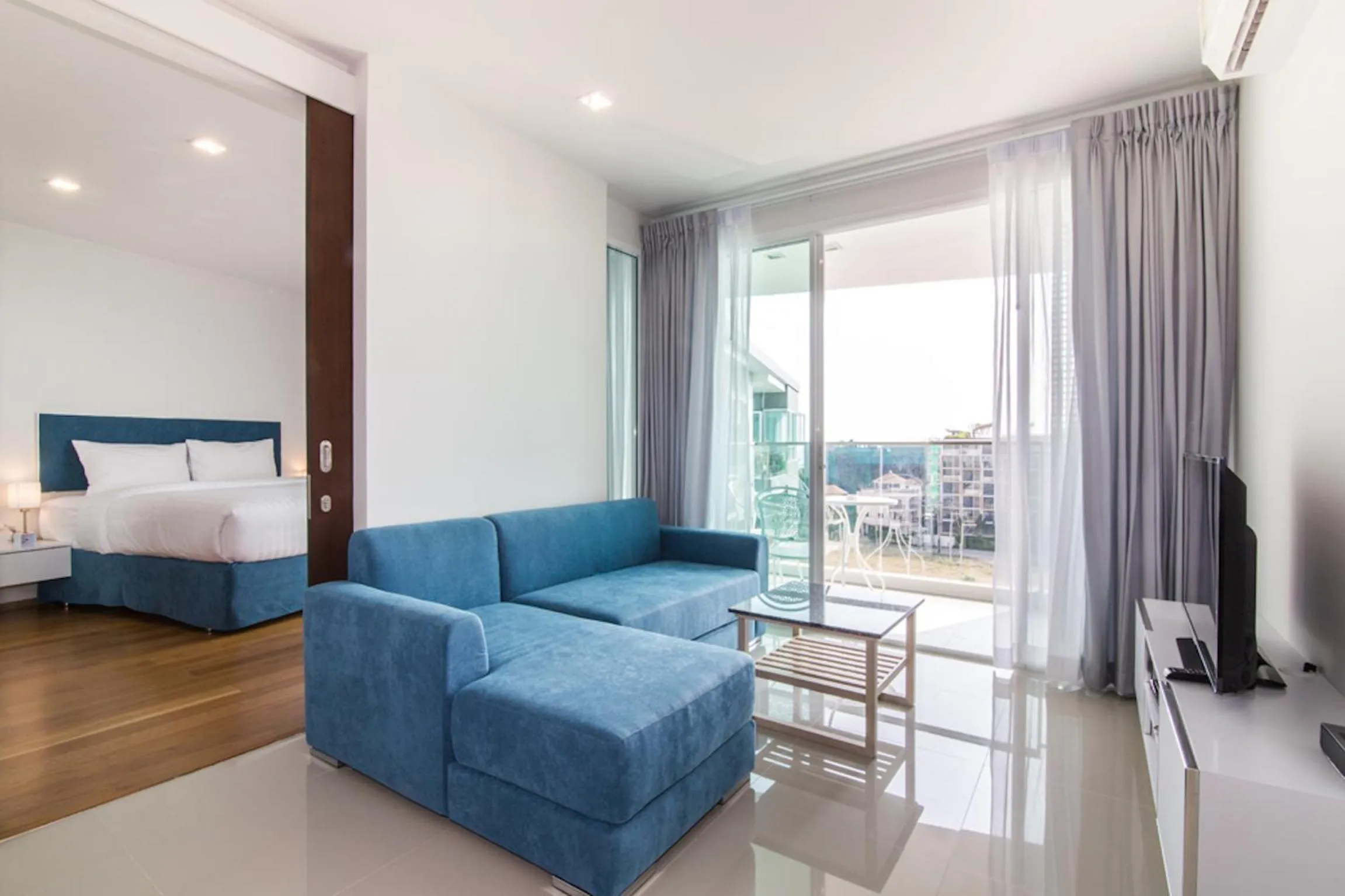 Seating area in First Choice Grand Suites Sha Plus Extra