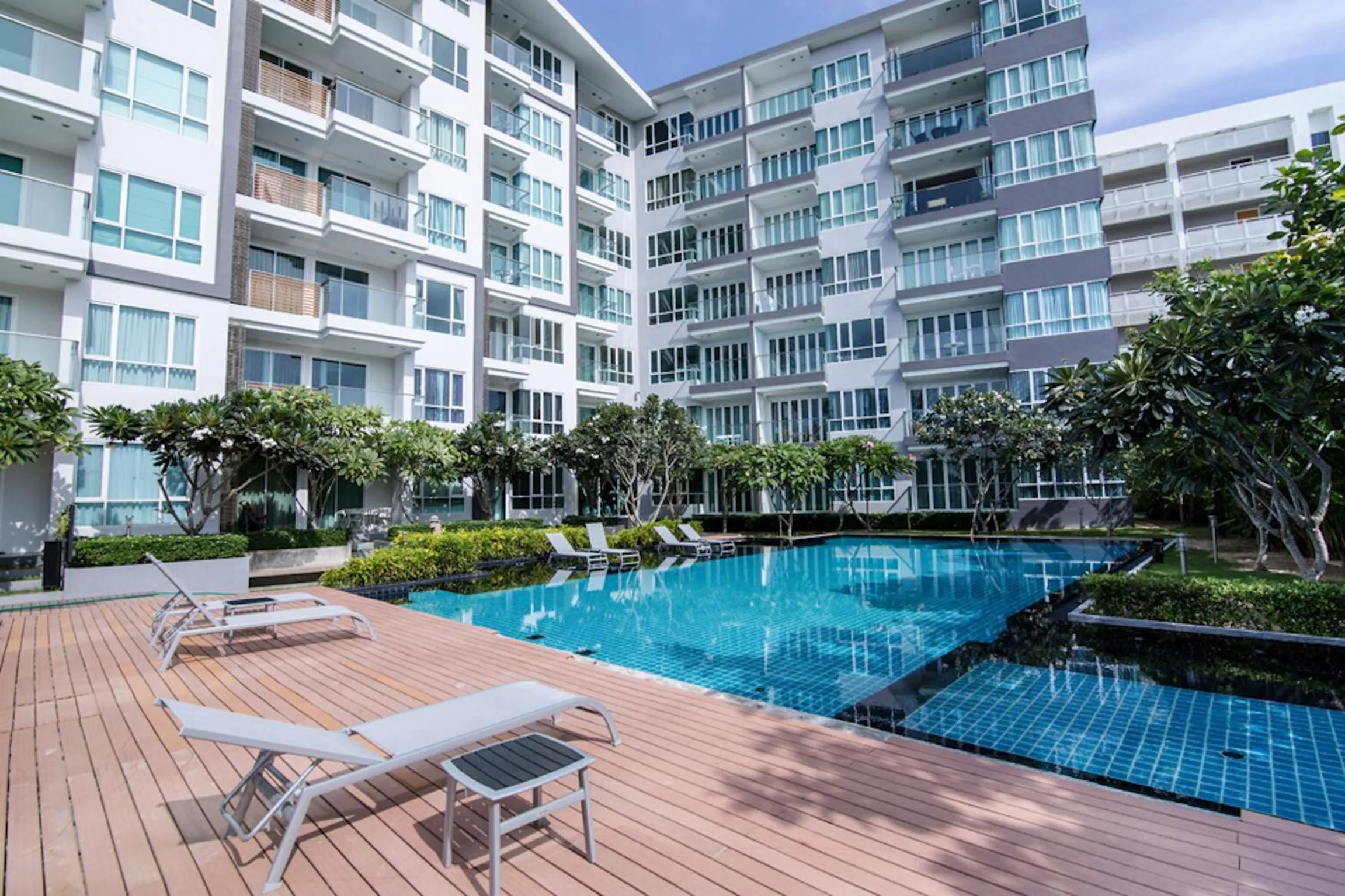 Garden in First Choice Grand Suites Sha Plus Extra