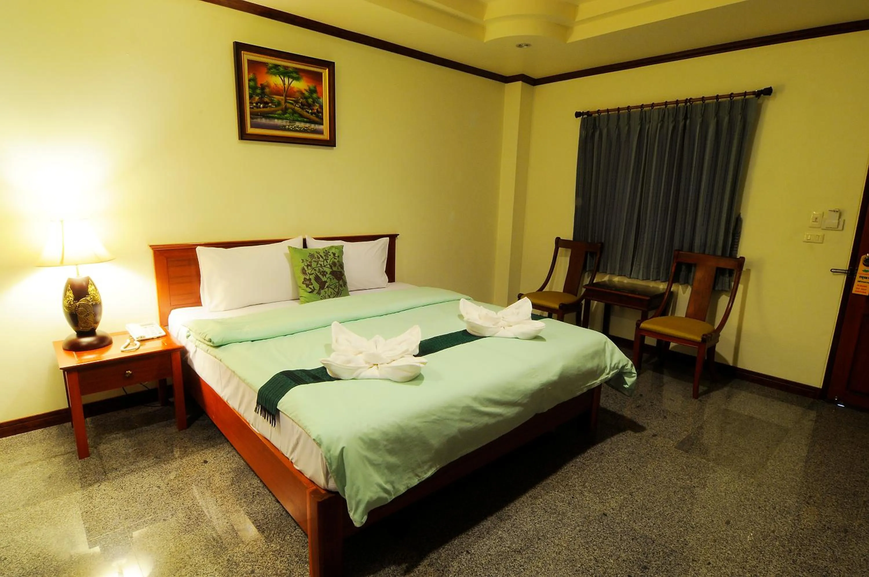 Photo of the whole room, Bed in Busyarin Hotel