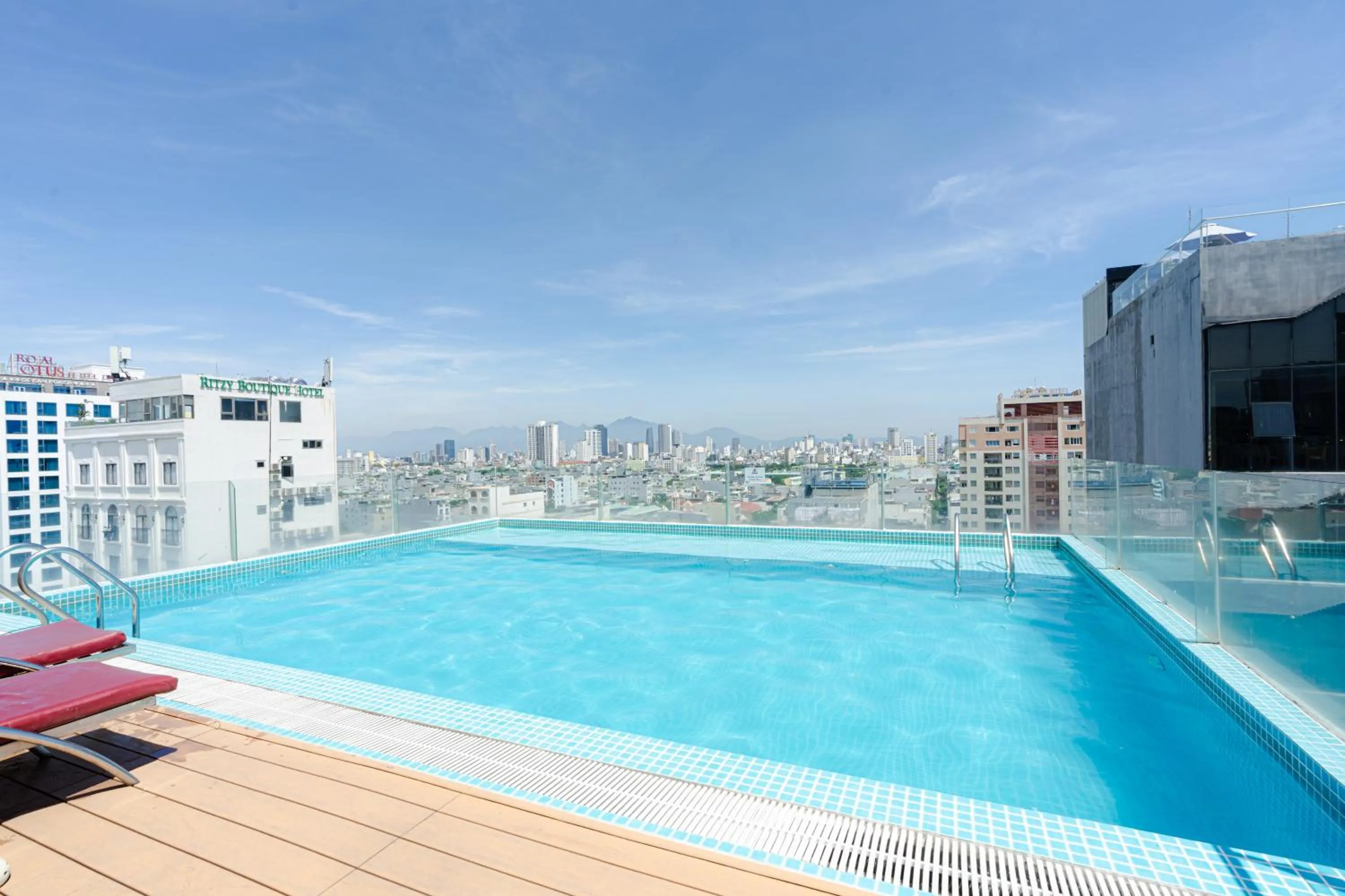 Swimming pool in Terra boutique hotel