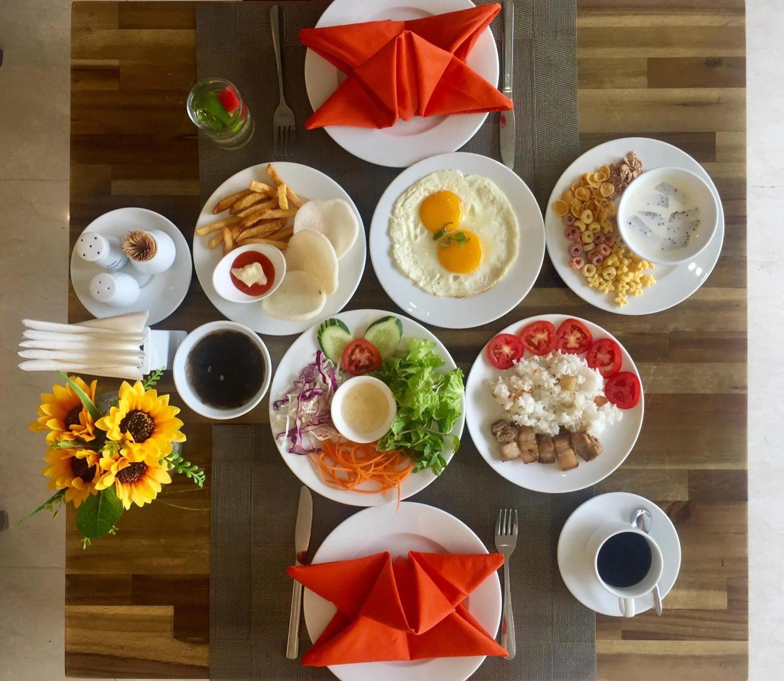 Food and drinks in Helios Boutique Hotel & Spa