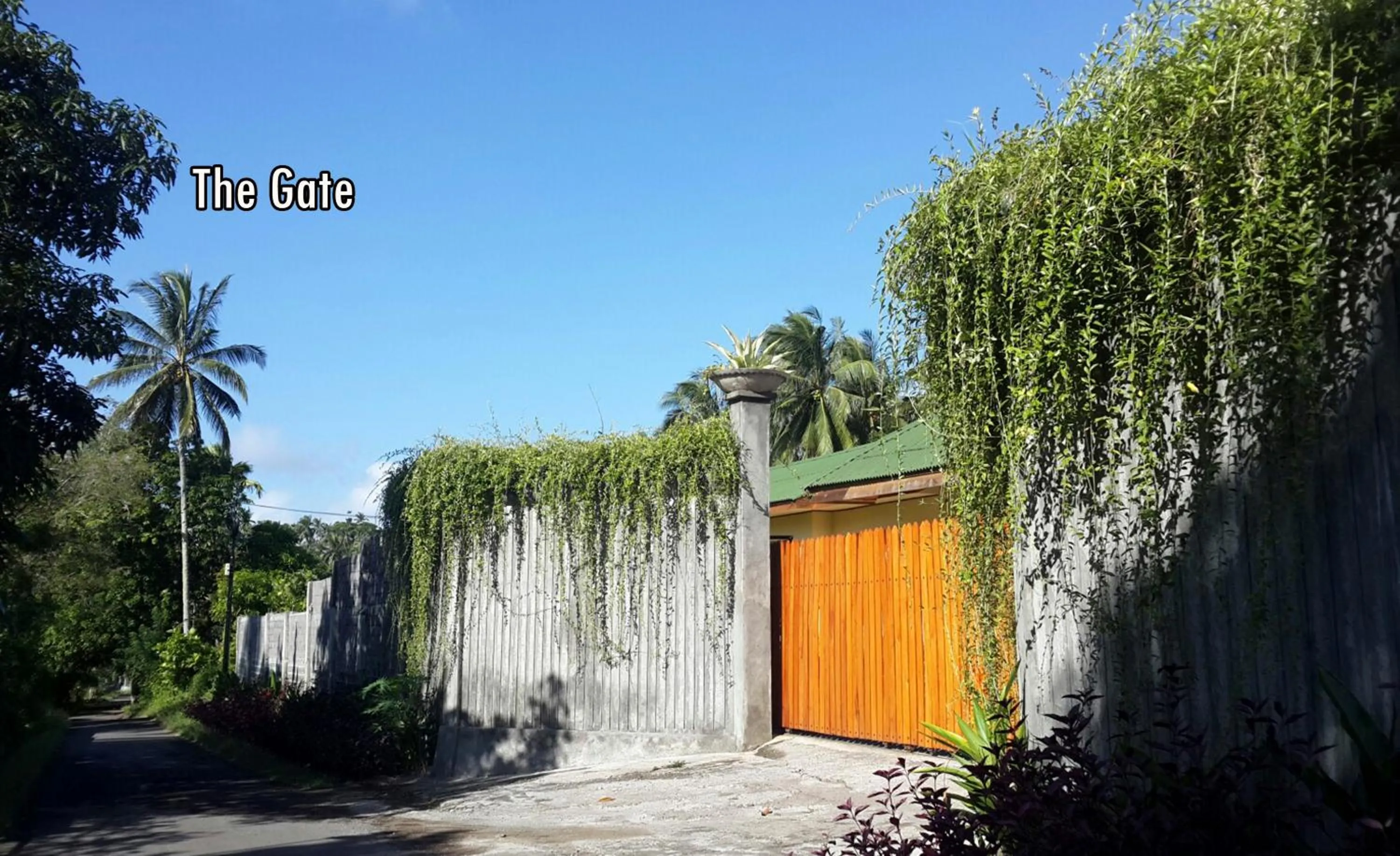 Facade/entrance in Botanica Nature Resort