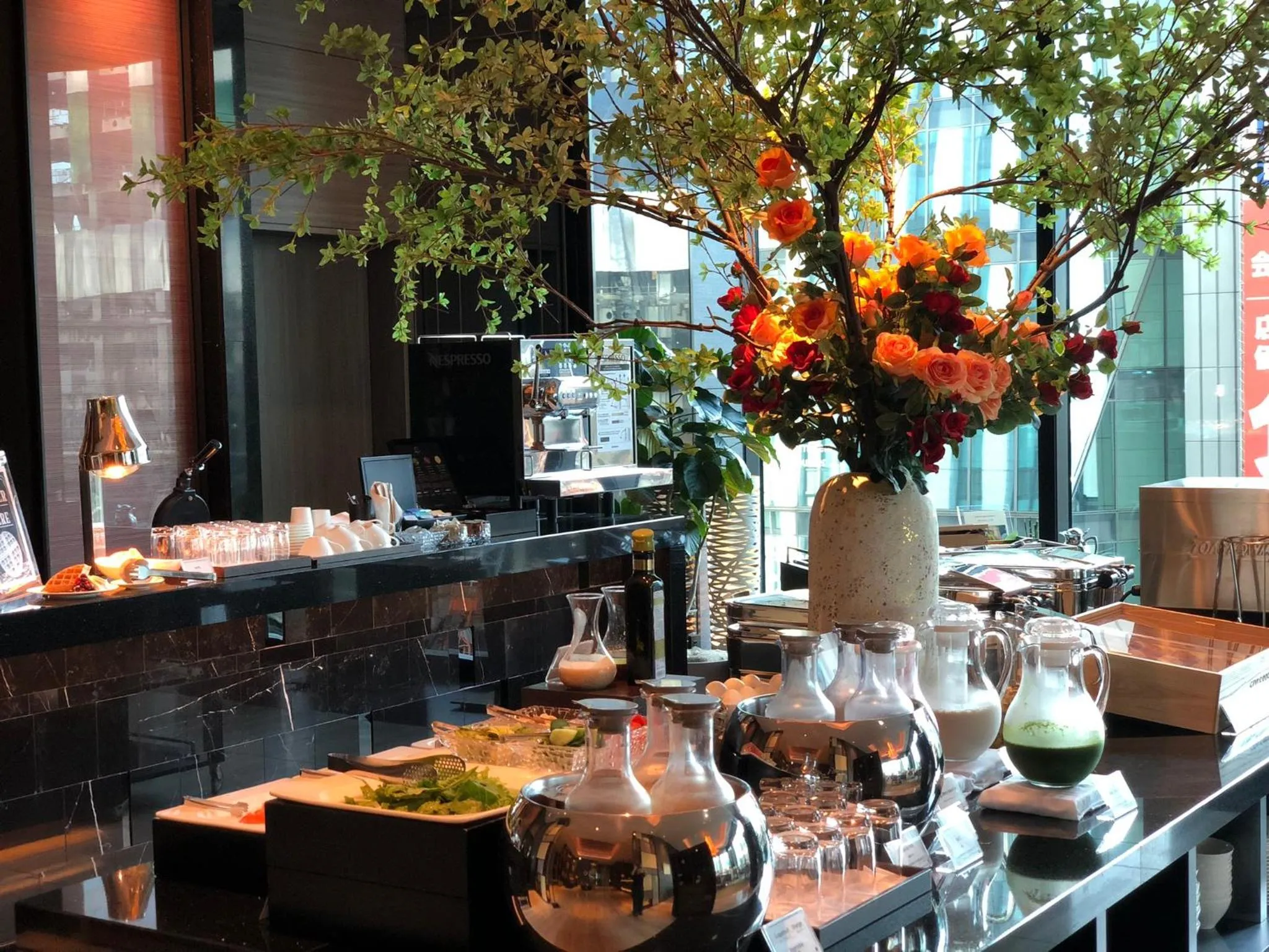 Breakfast in Oakwood Premier Tokyo