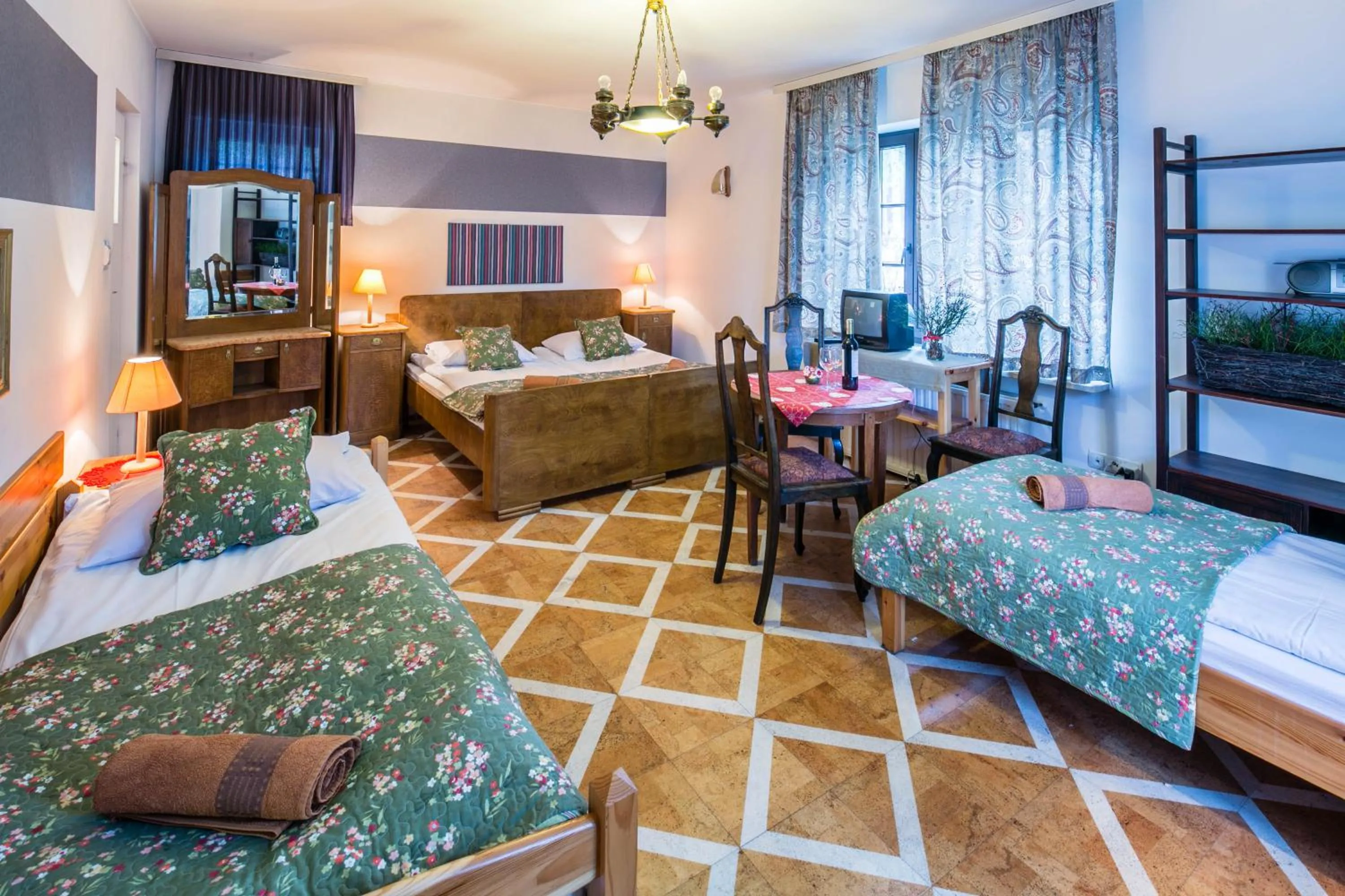 Photo of the whole room, Bed in Willa Alpina