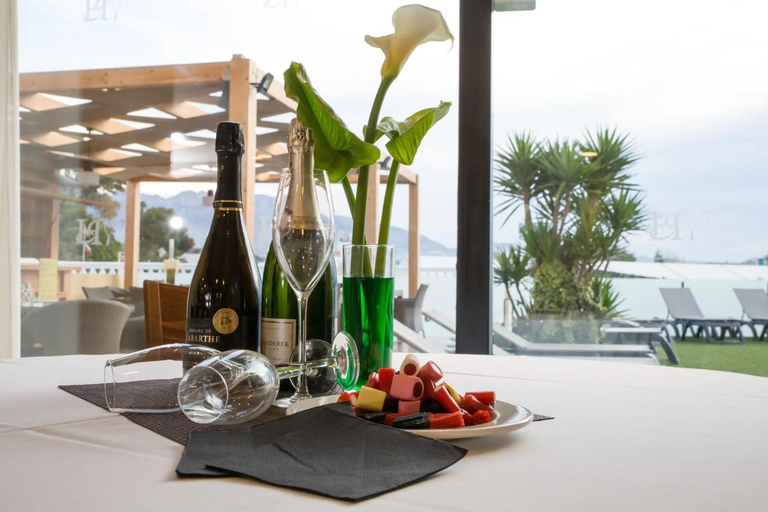 Restaurant/places to eat in Hotel Noguera El Albir