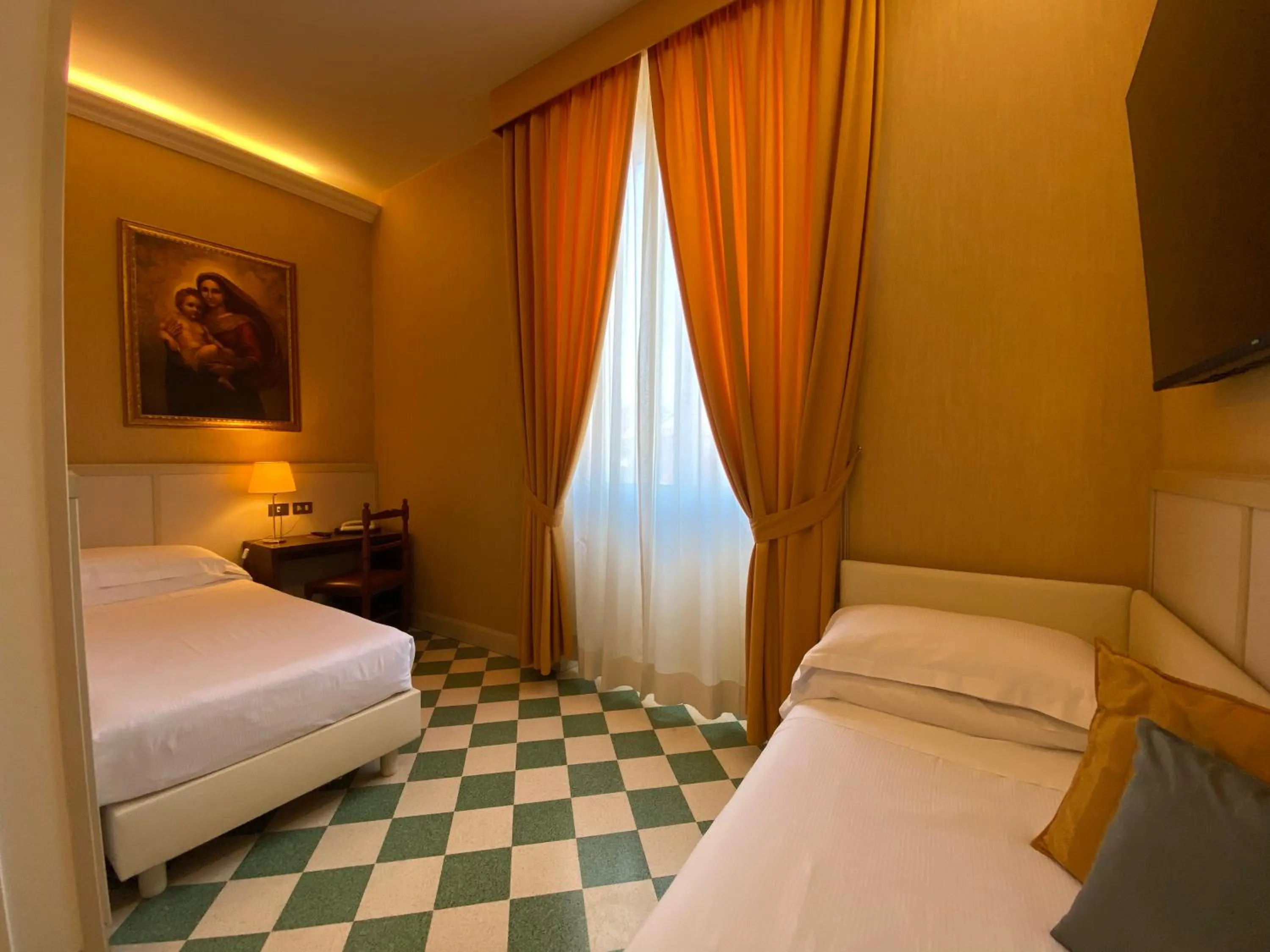 Bed in Basilica Hotel