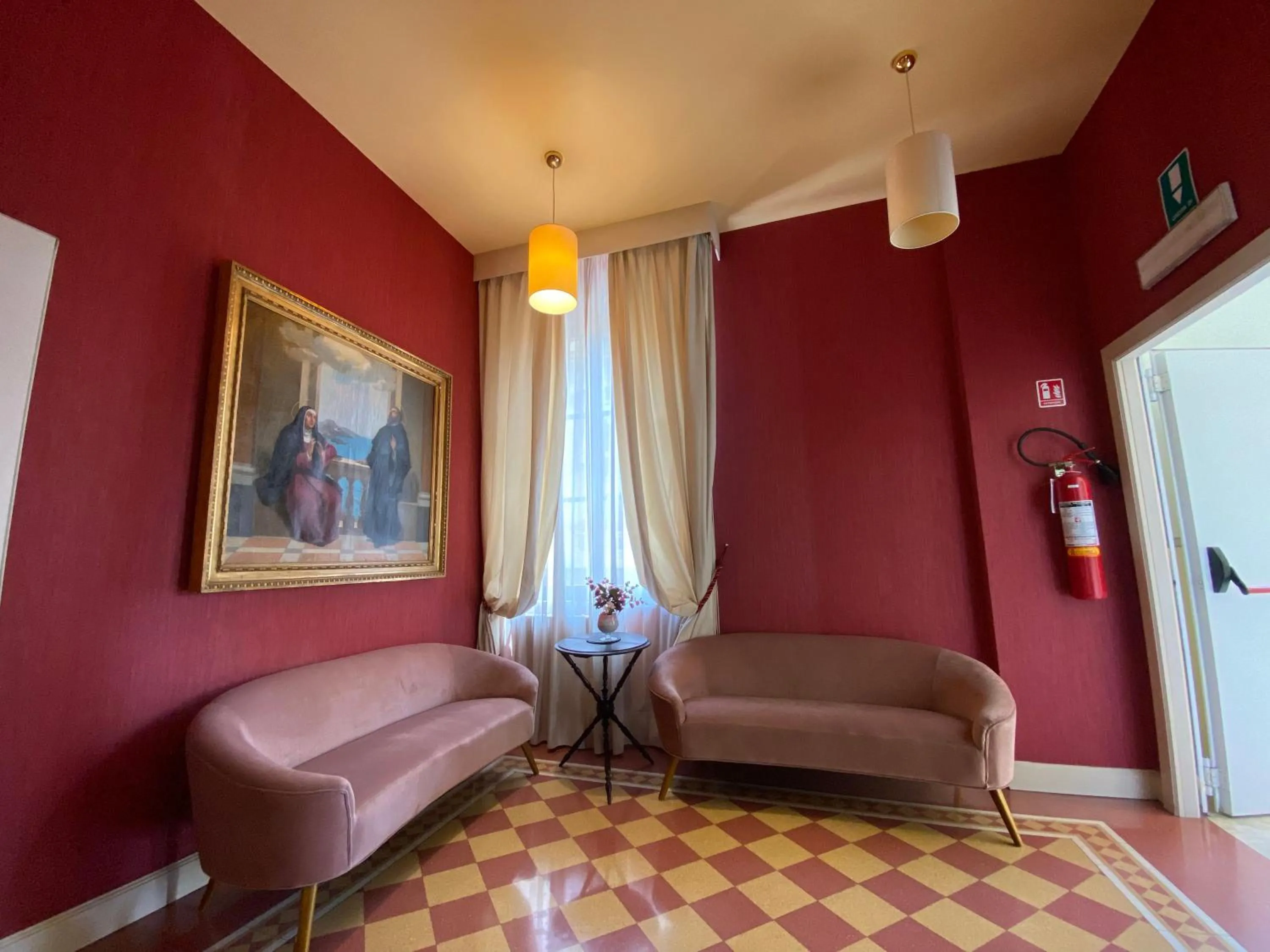 Seating area in Basilica Hotel