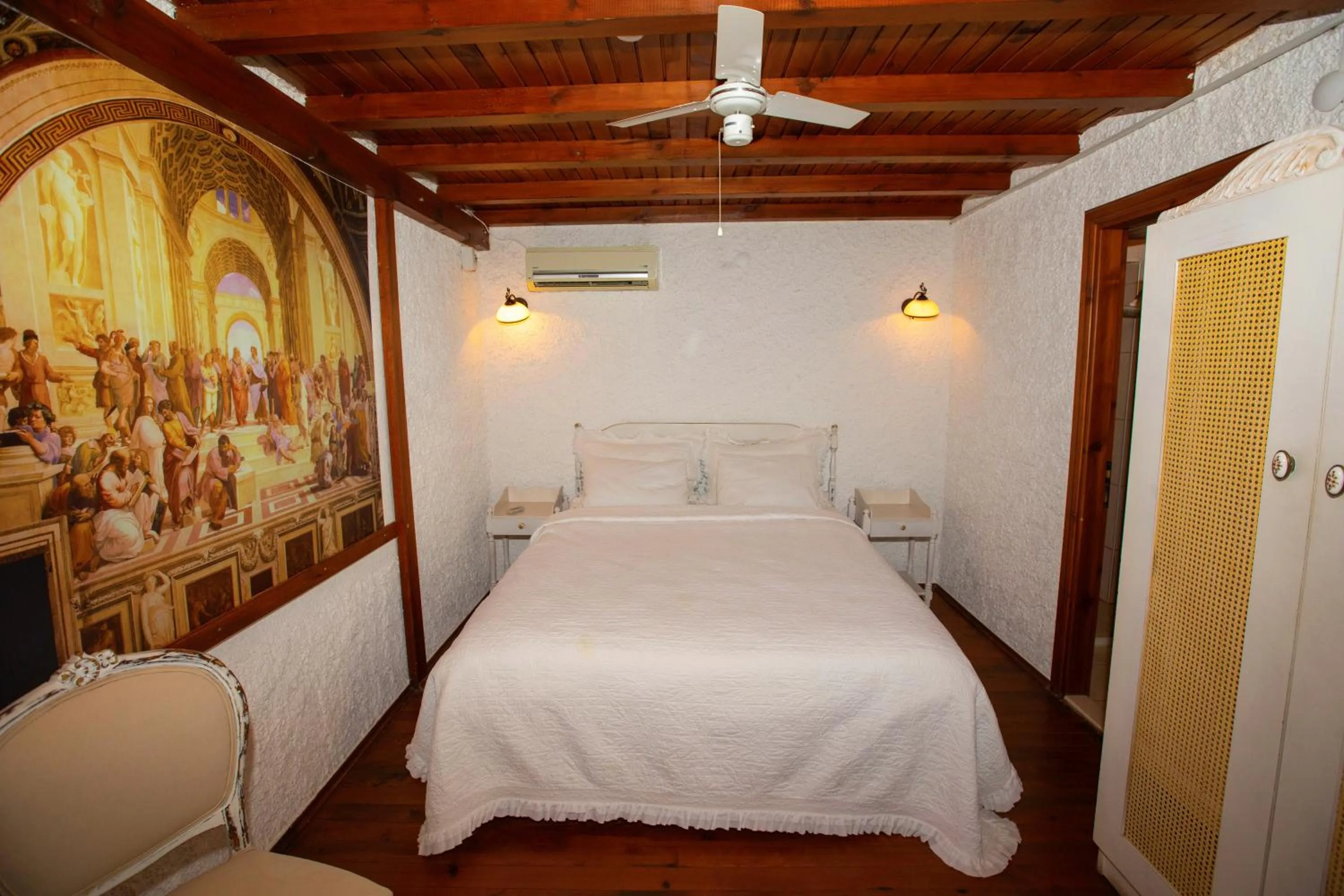 Bed in Şirince Klaseas Hotel&Restaurant