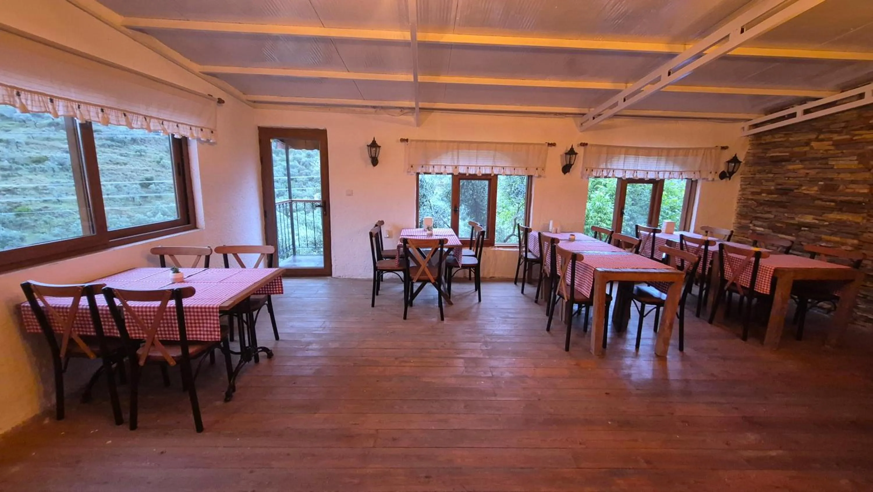 Restaurant/places to eat in Şirince Klaseas Hotel&Restaurant