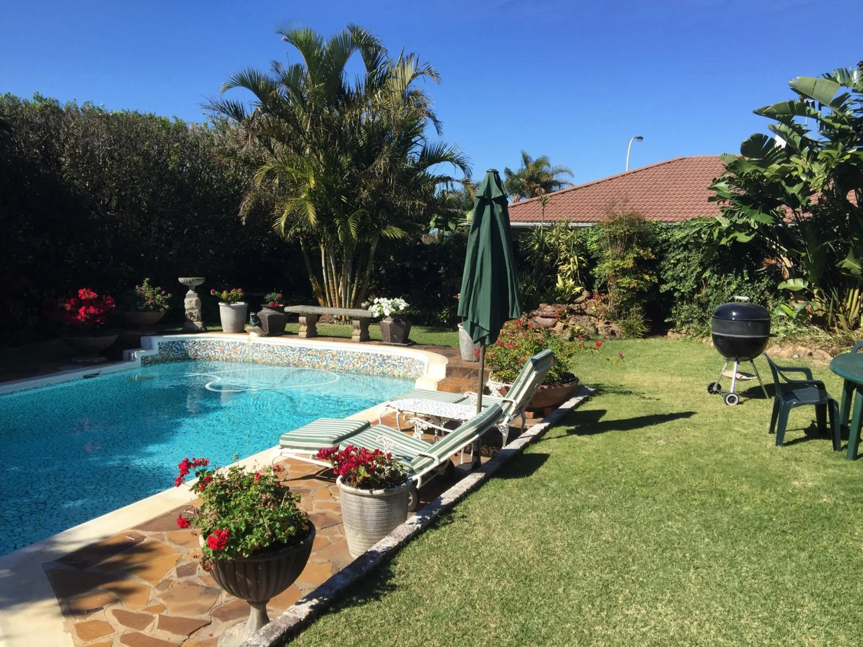 Swimming pool in Jackie's B&B