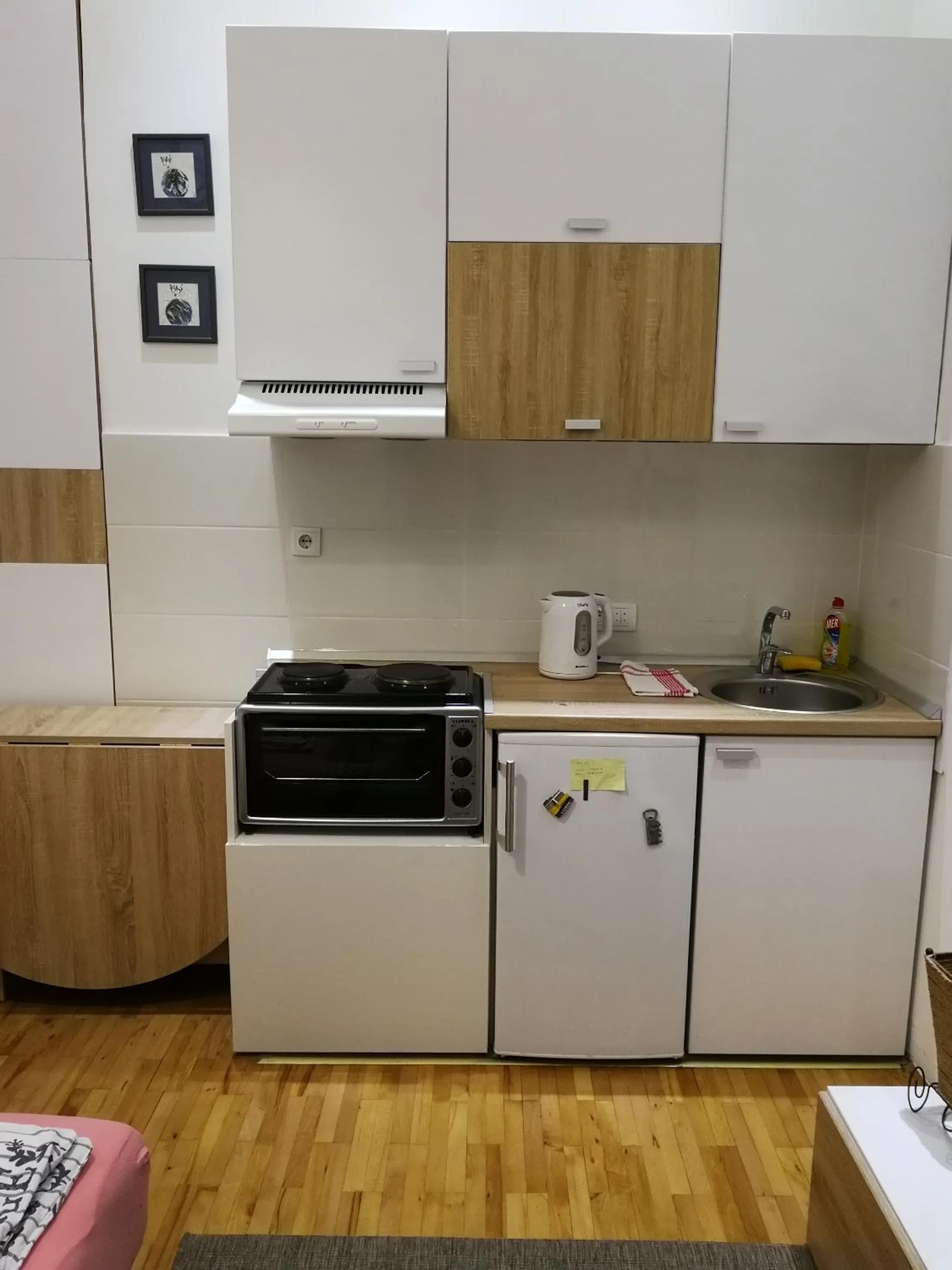 Kitchen or kitchenette in Imperia Apartments