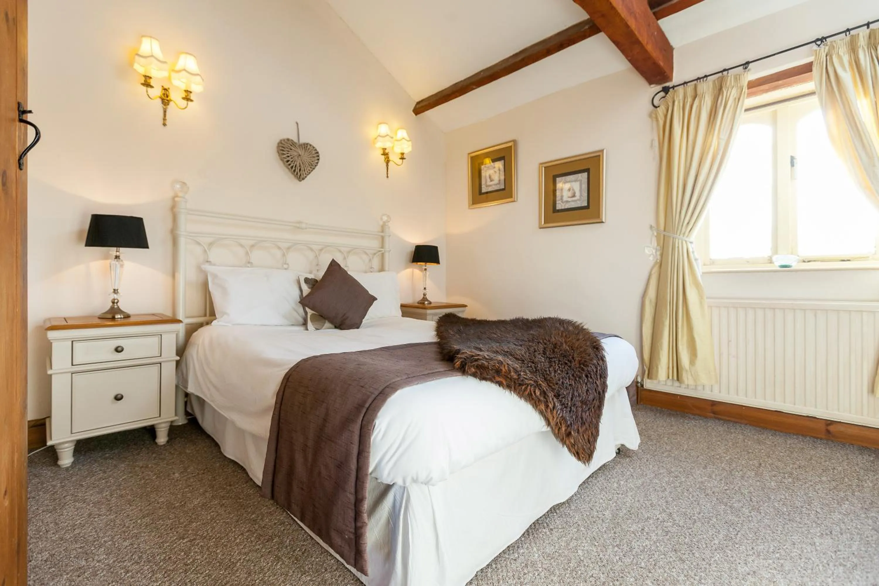 Decorative detail, Bed in Skipbridge Farm Cottages