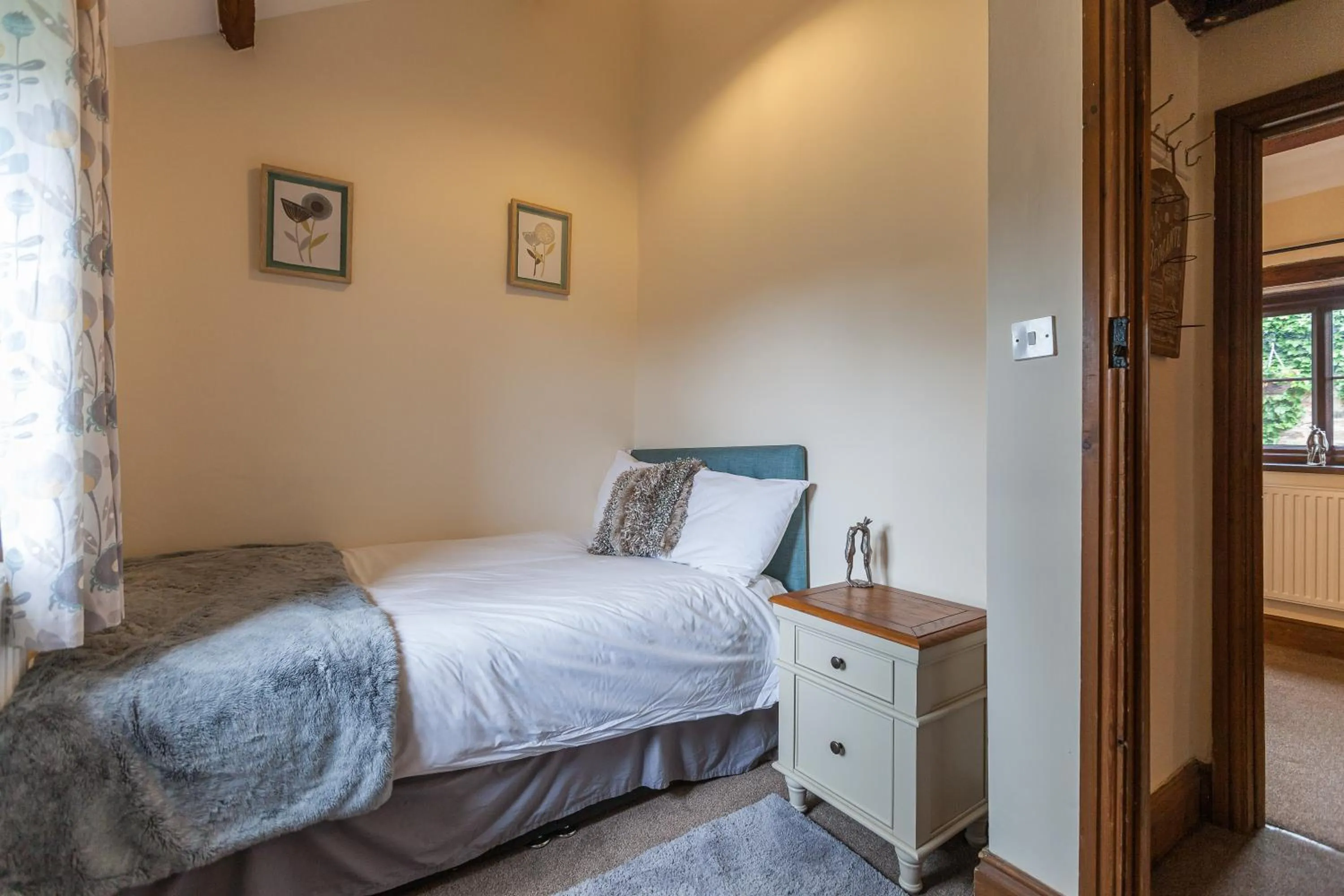 Decorative detail, Bed in Skipbridge Farm Cottages