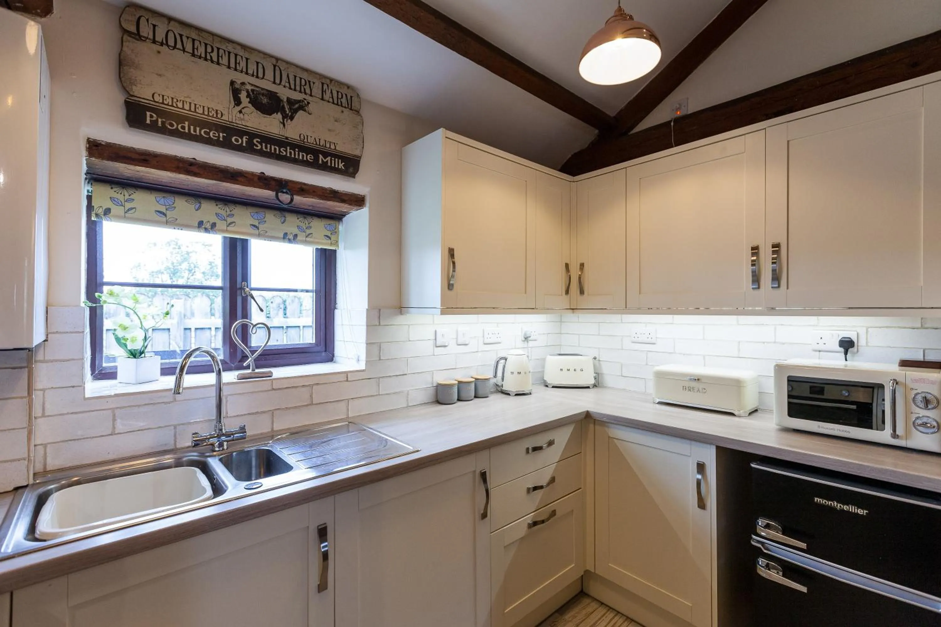 Decorative detail in Skipbridge Farm Cottages