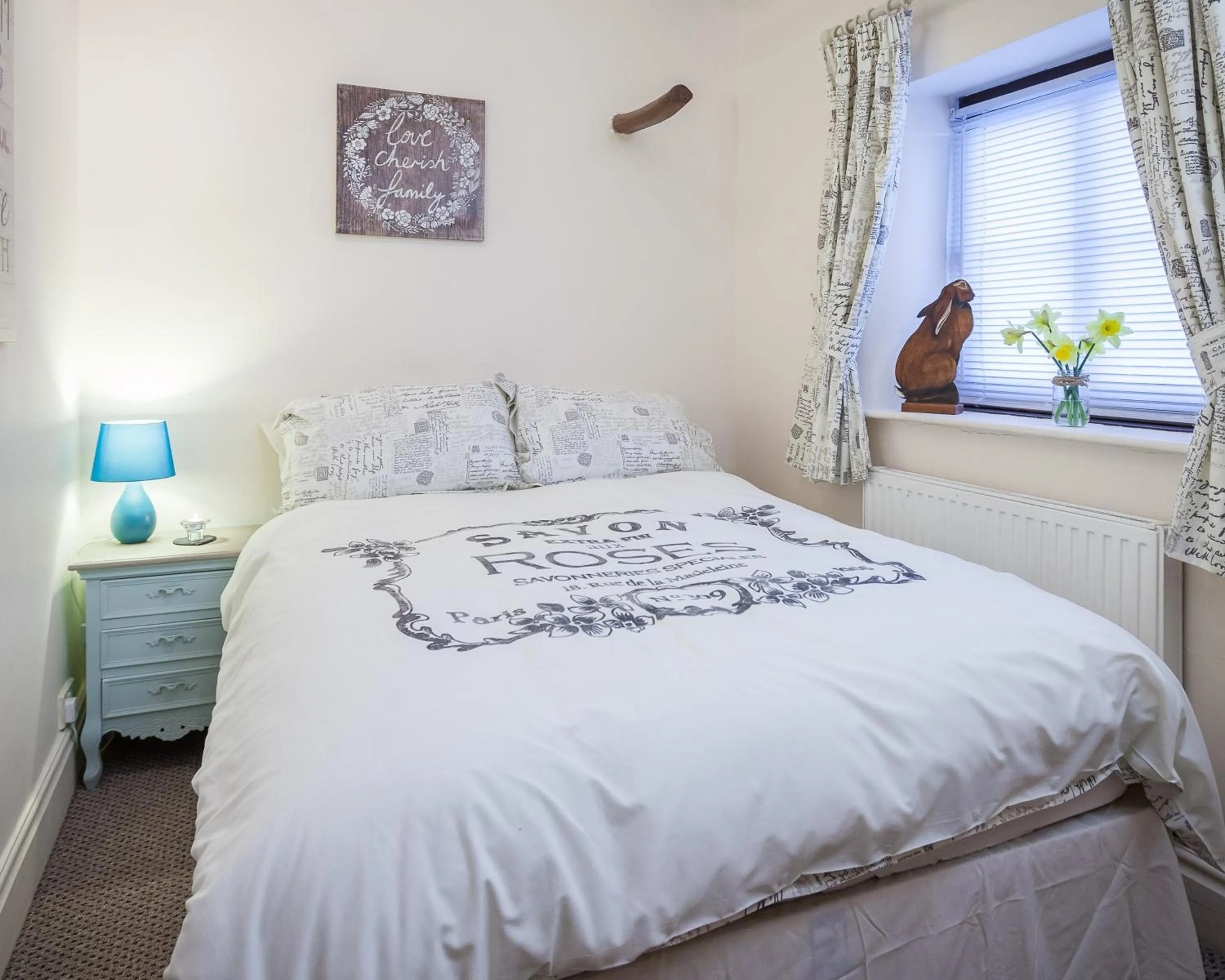 Bed in Skipbridge Farm Cottages