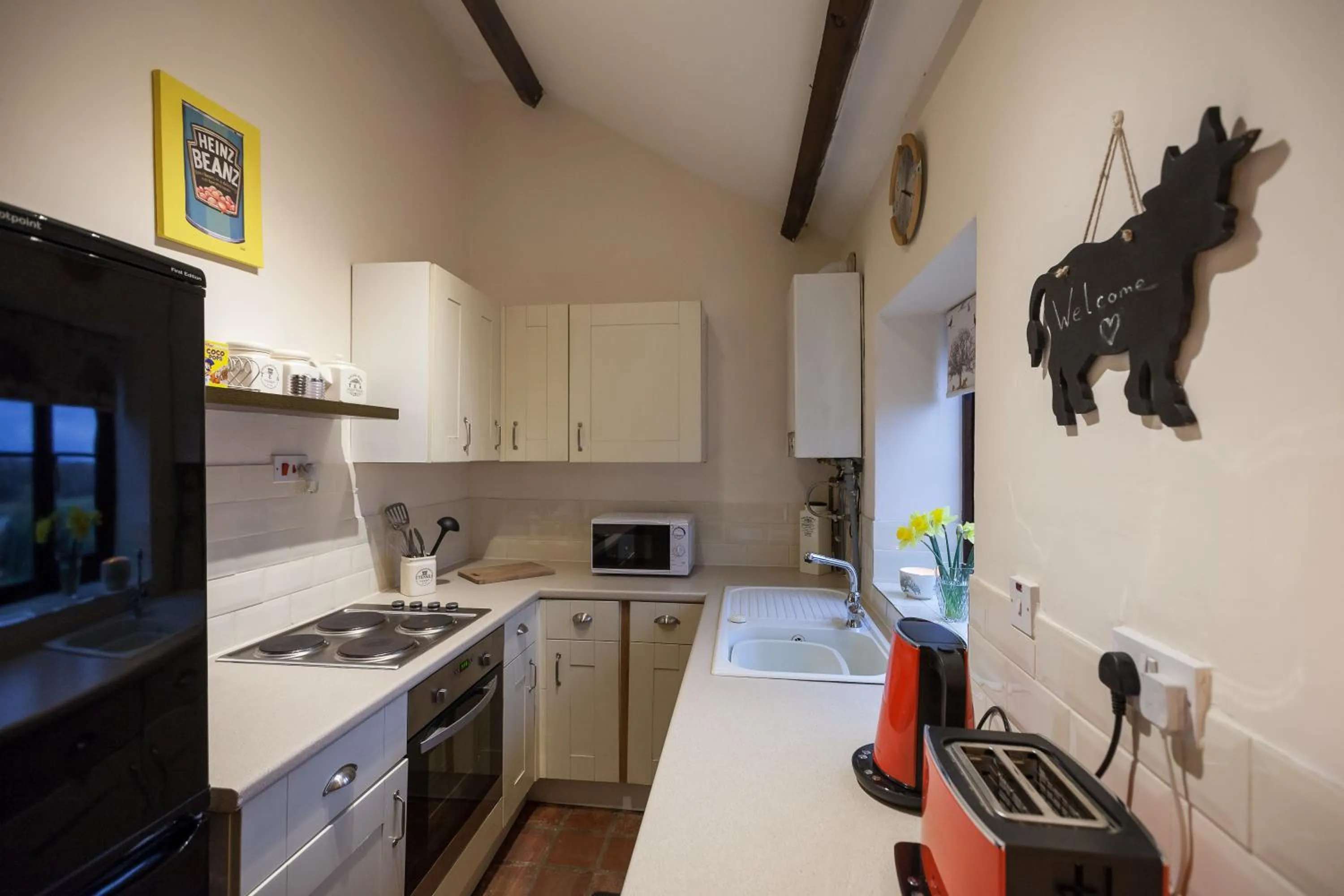 Photo of the whole room in Skipbridge Farm Cottages