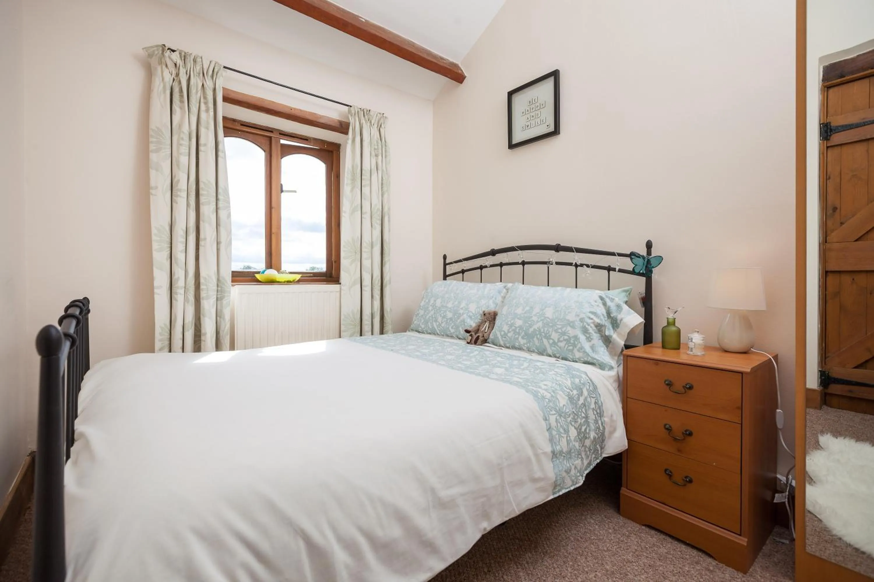 Day, Bed in Skipbridge Farm Cottages