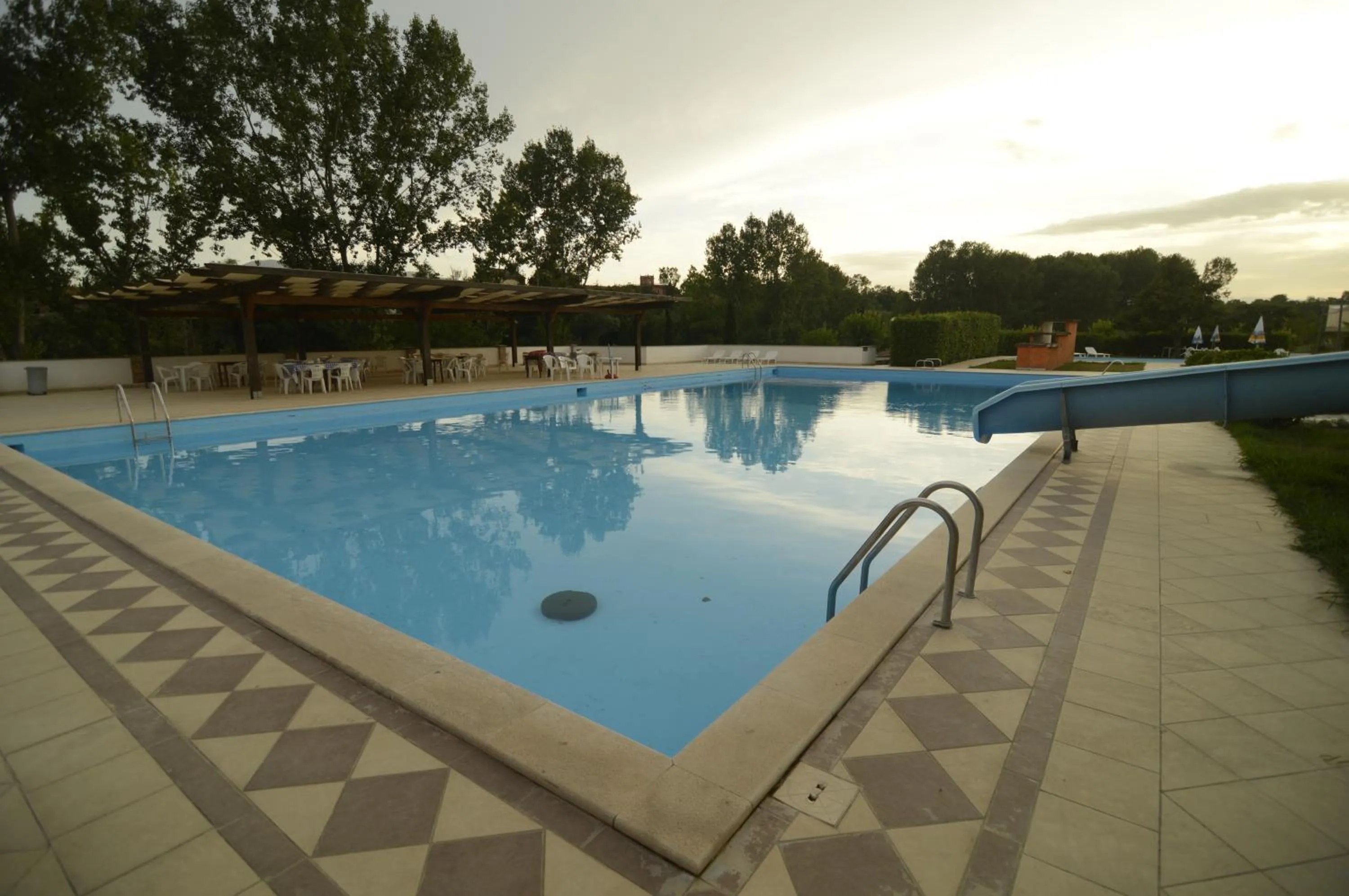 Swimming pool in La Vignola Country Hotel